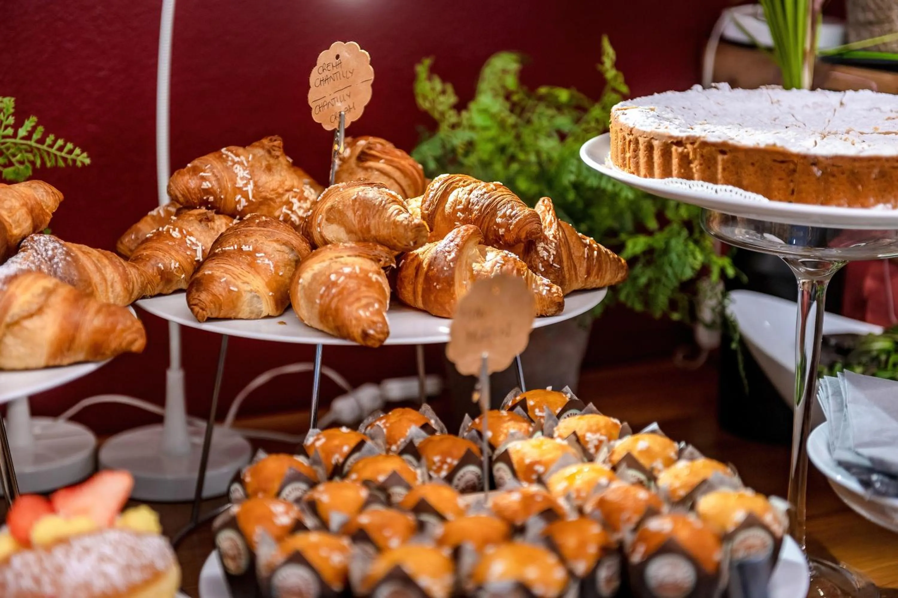 Breakfast in Domino Suite Hotel & Residence