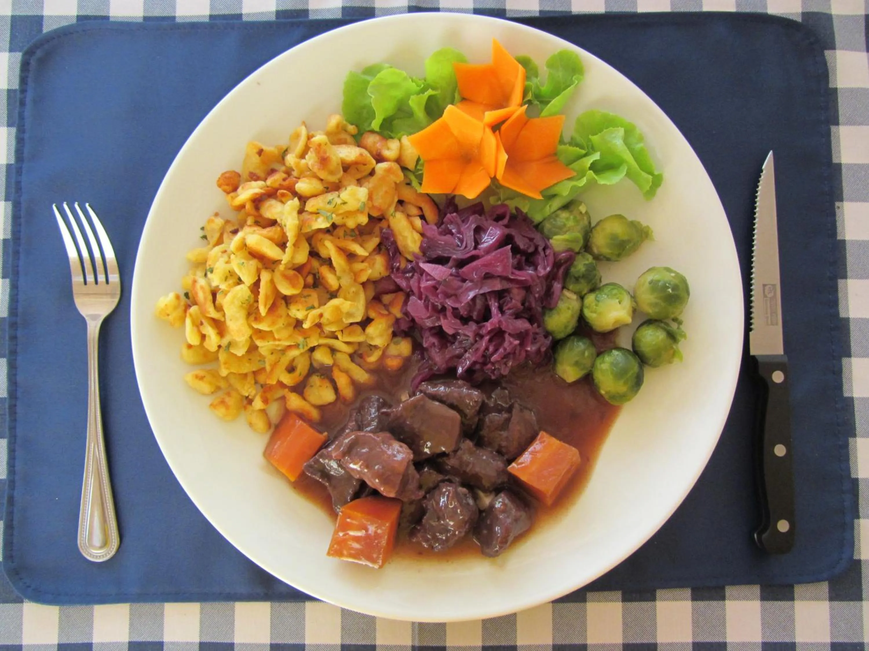 Dinner in Flower Paradise Bungalows & Swiss Restaurant Roestiland