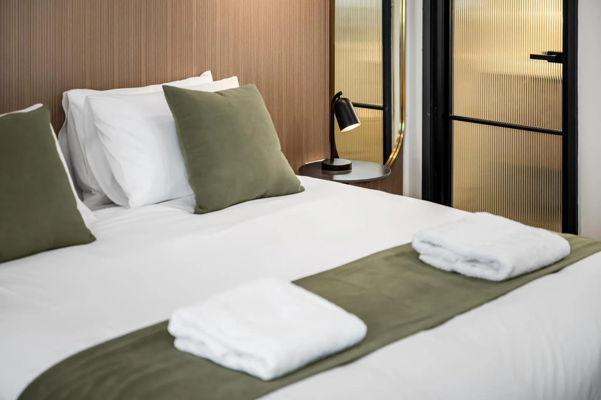 Bed in Innova Motel Warrnambool