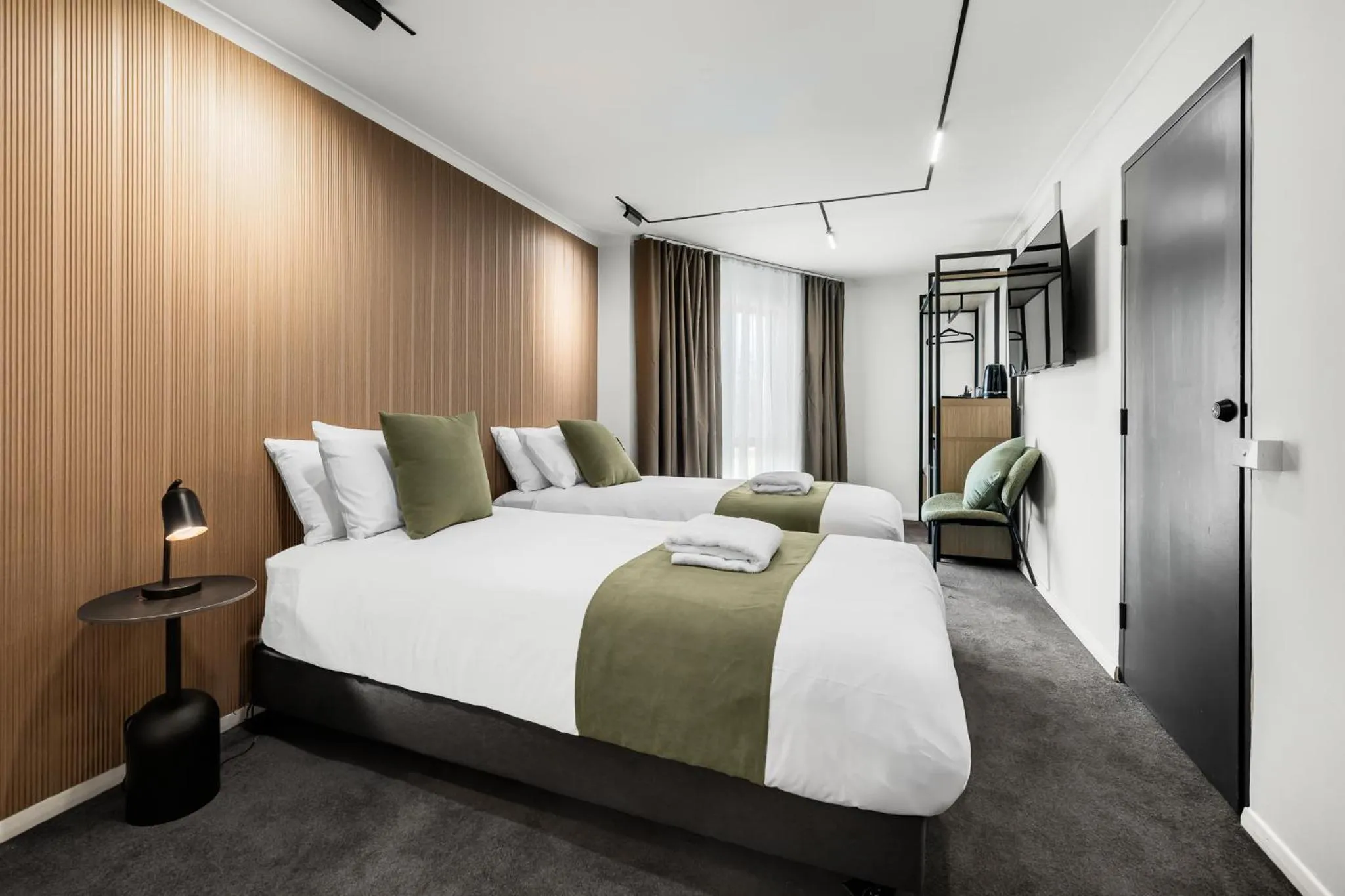 Family Junior Suite in Innova Motel Warrnambool