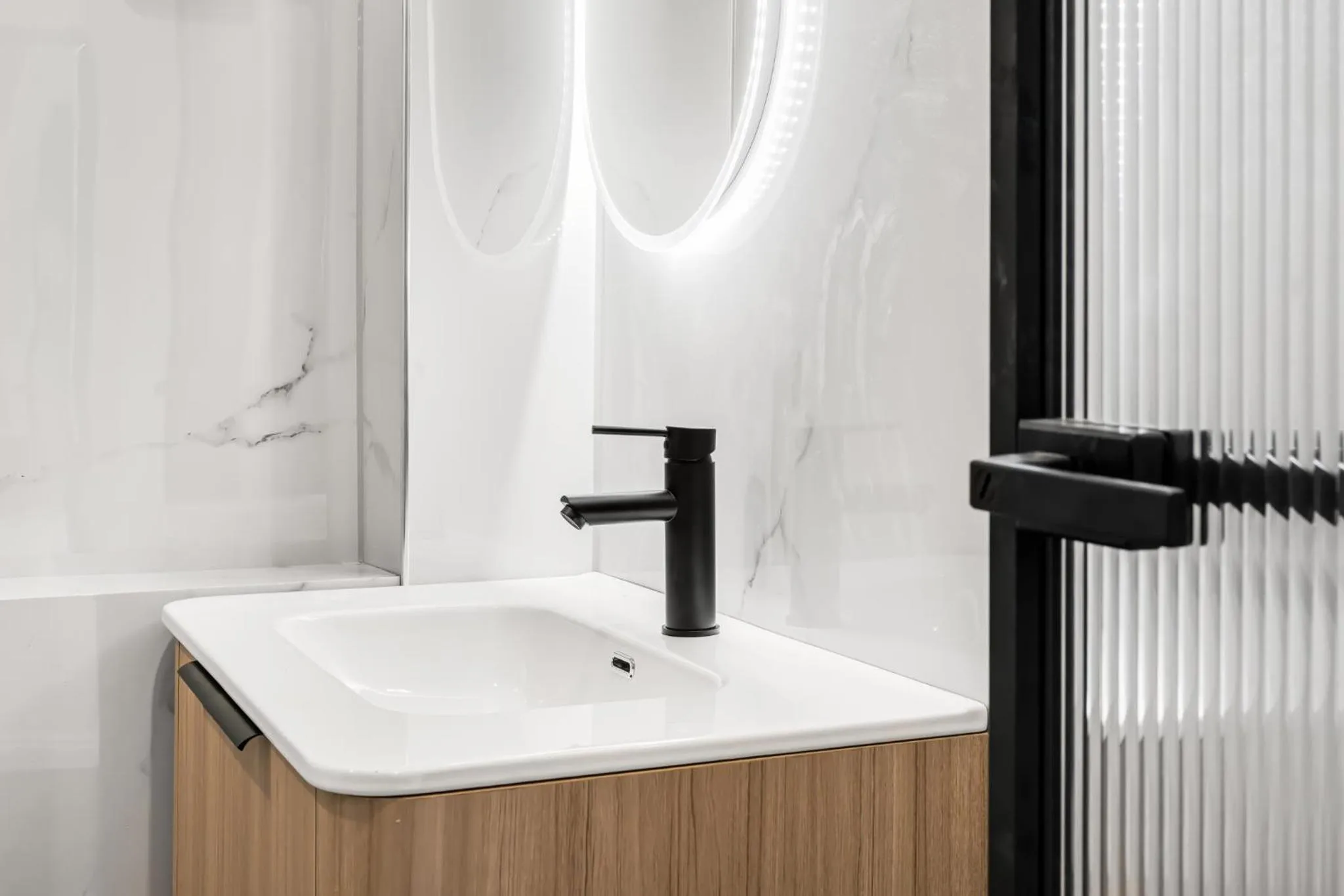 Bathroom in Innova Motel Warrnambool