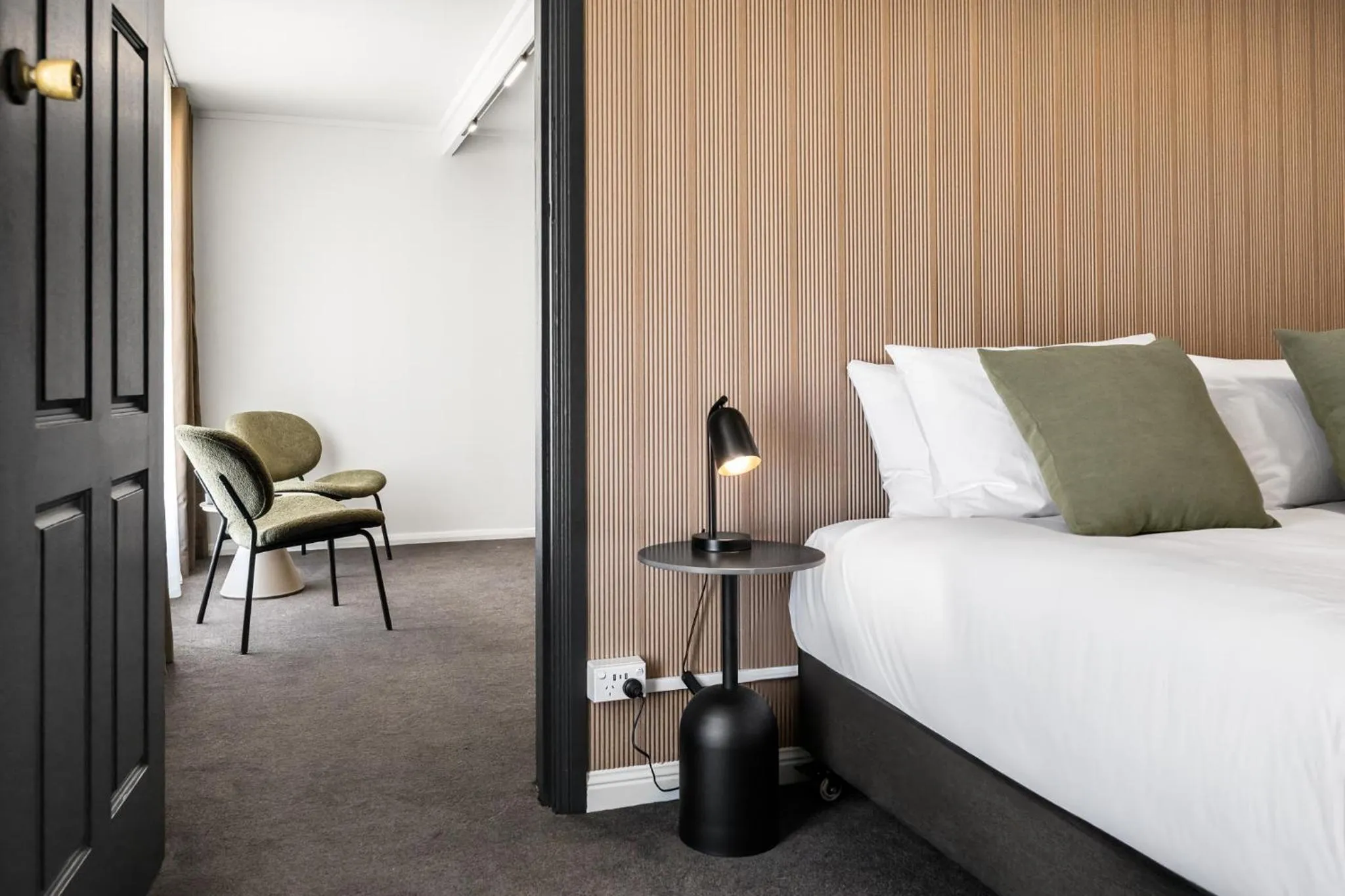 Bedroom, Bed in Innova Motel Warrnambool