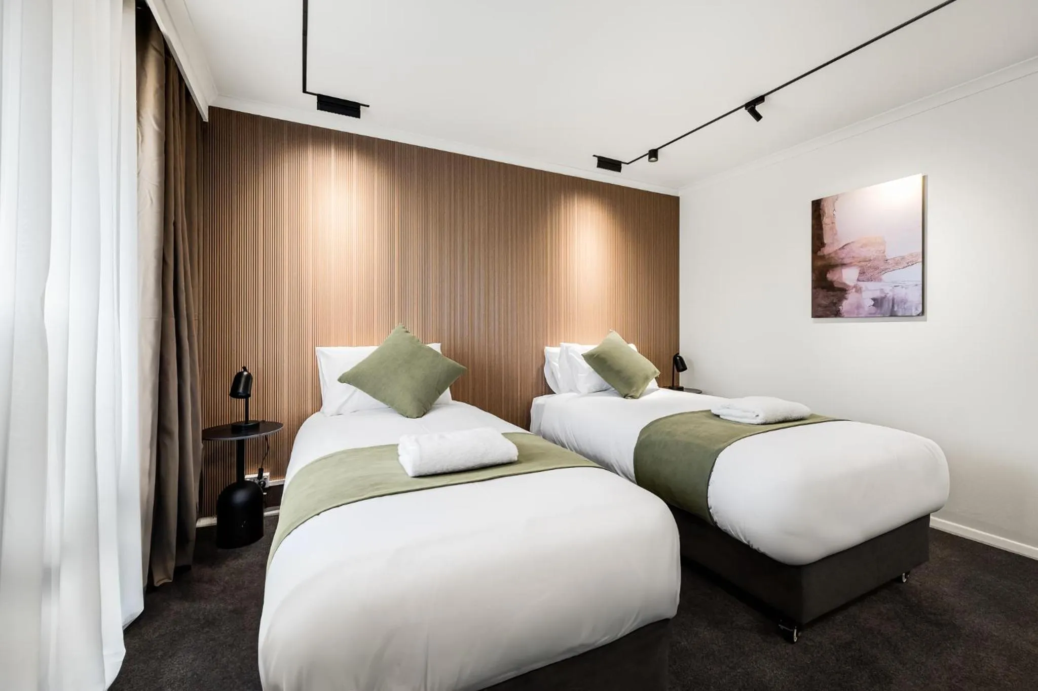 Bed in Innova Motel Warrnambool