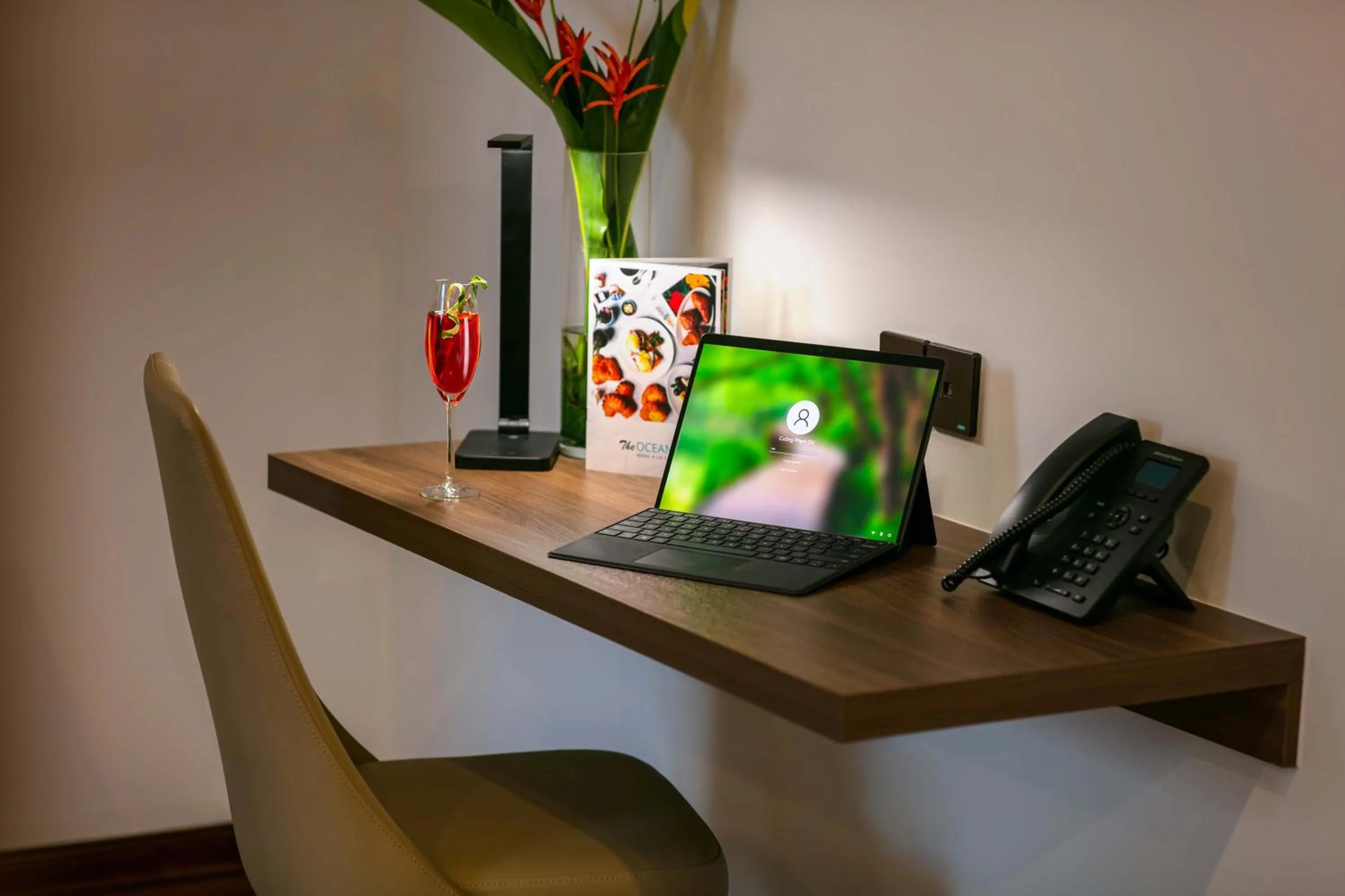 hair dresser in Nesta Hotel Da Nang