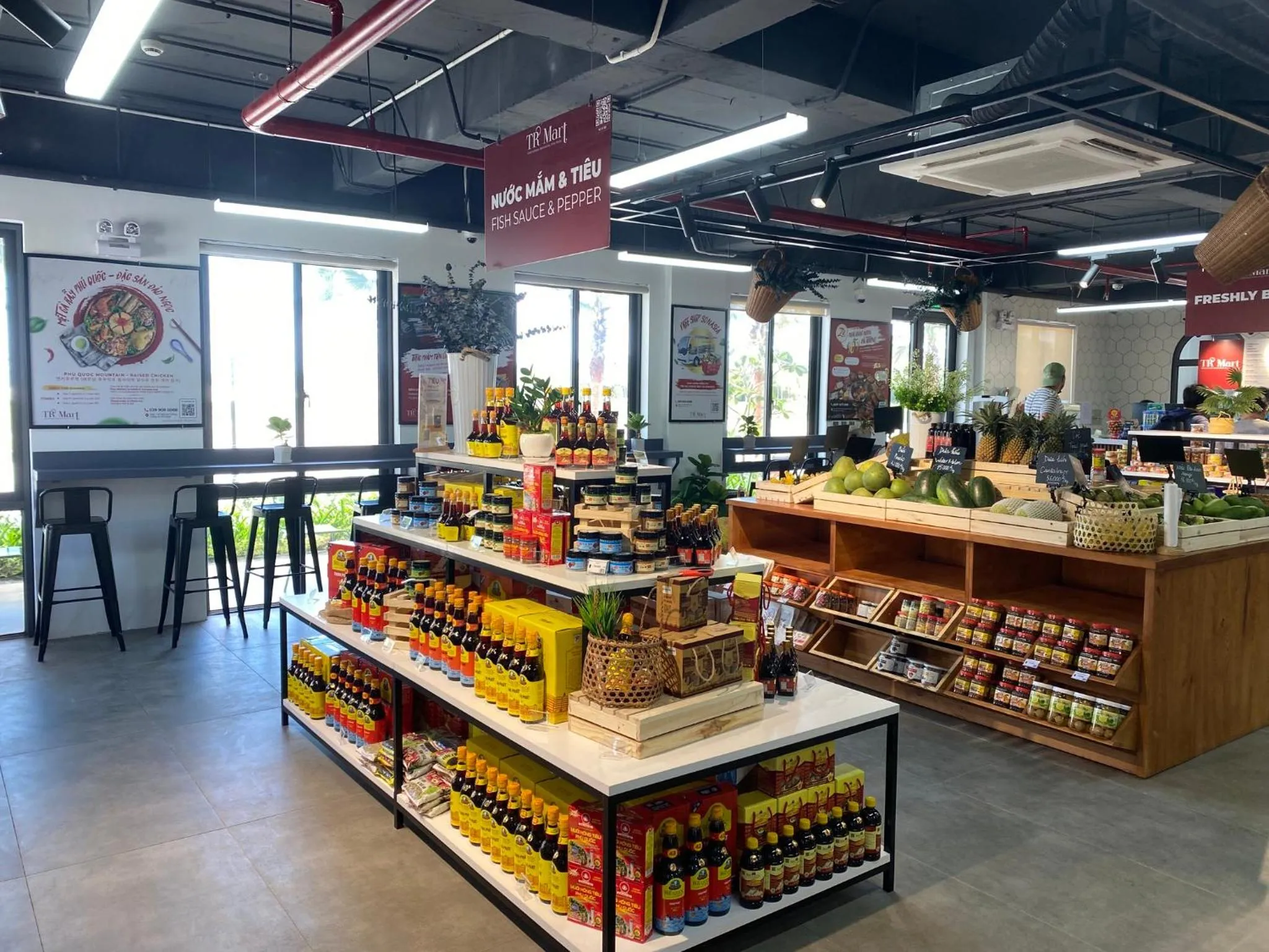 Supermarket/grocery shop in Bliss Hotel Phu Quoc