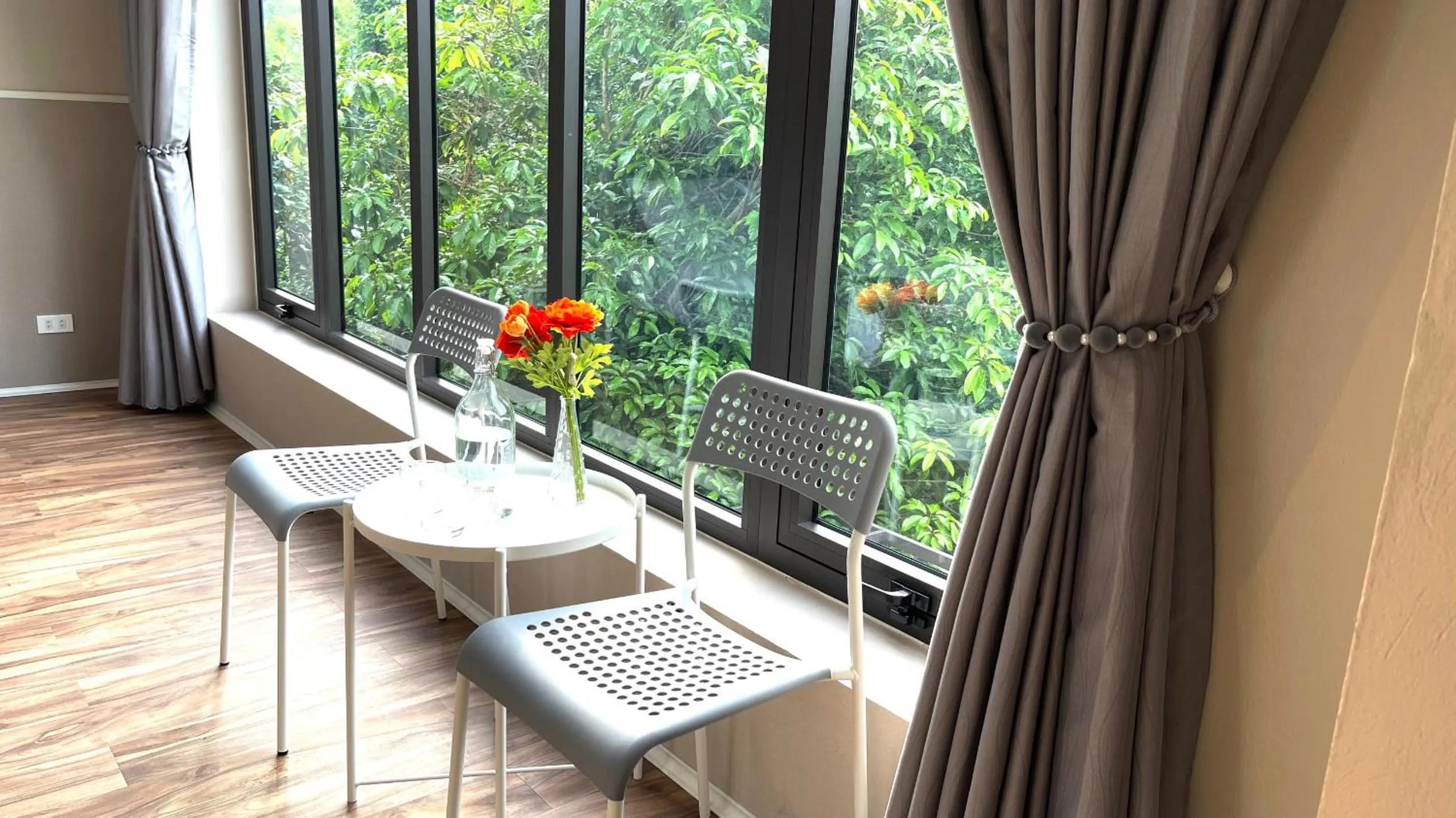 Garden view in PHOENIX MINH CHÂU HOTEL