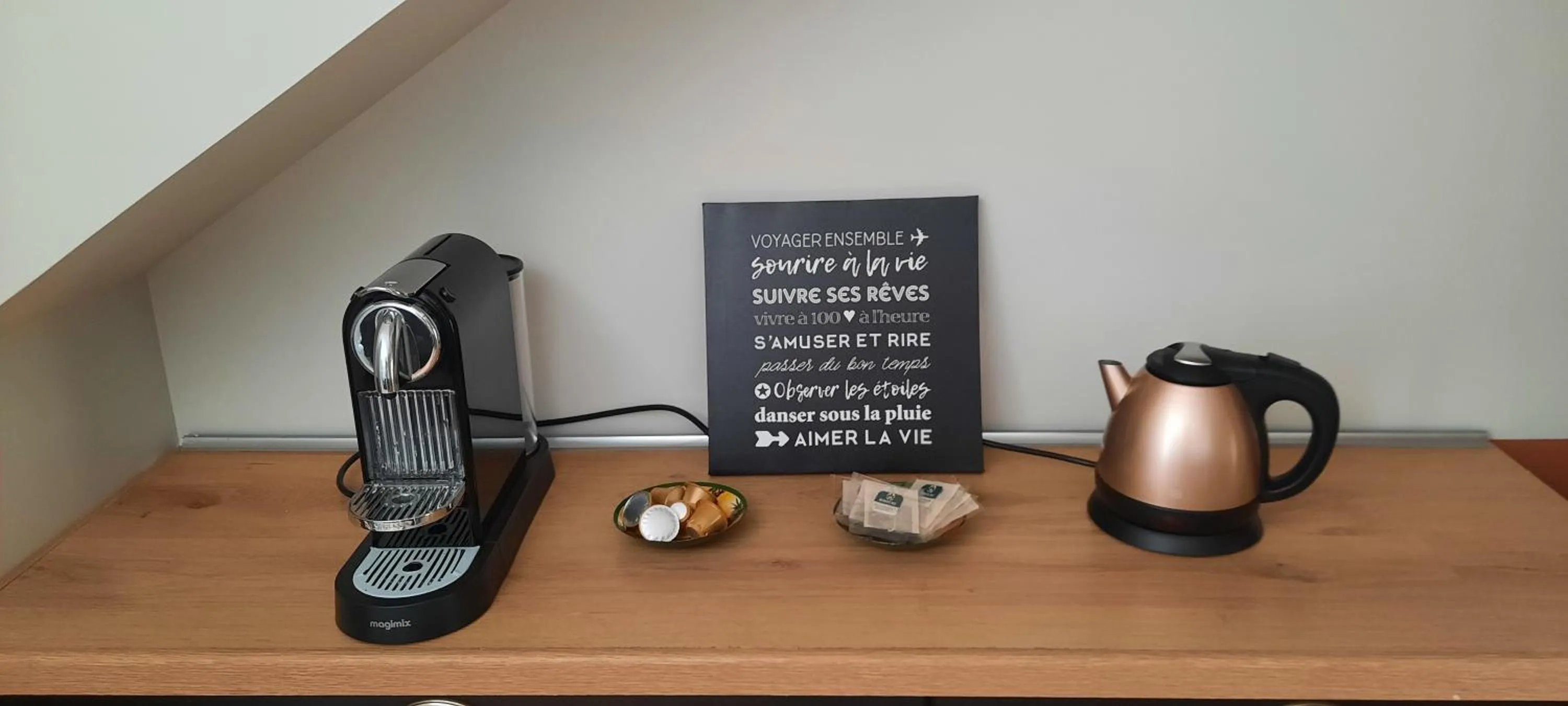 Coffee/tea facilities in L'escale des caboteurs chambre d'hôte