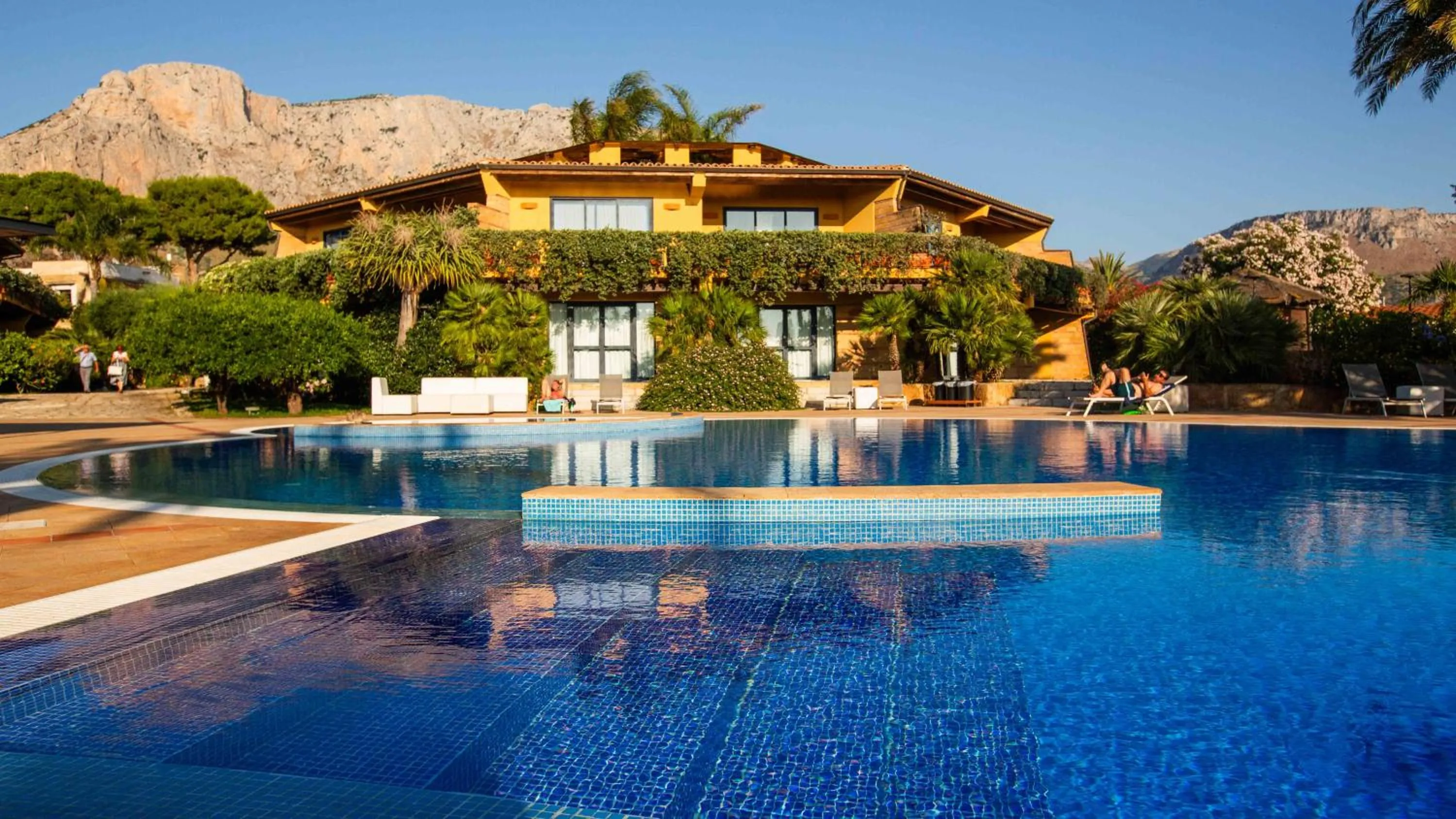 Magaggiari Hotel Resort