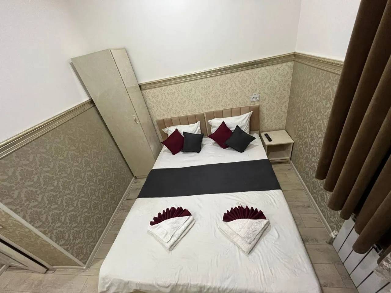 Photo of the whole room in FENIX HOTEL