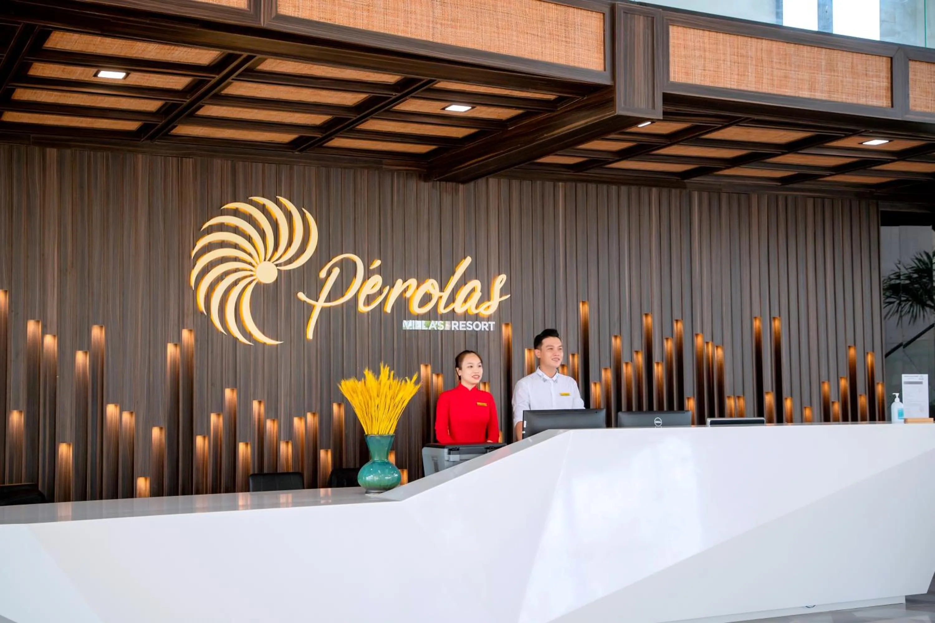 Lobby or reception in Perolas Villas Resort - Ke Ga Bay