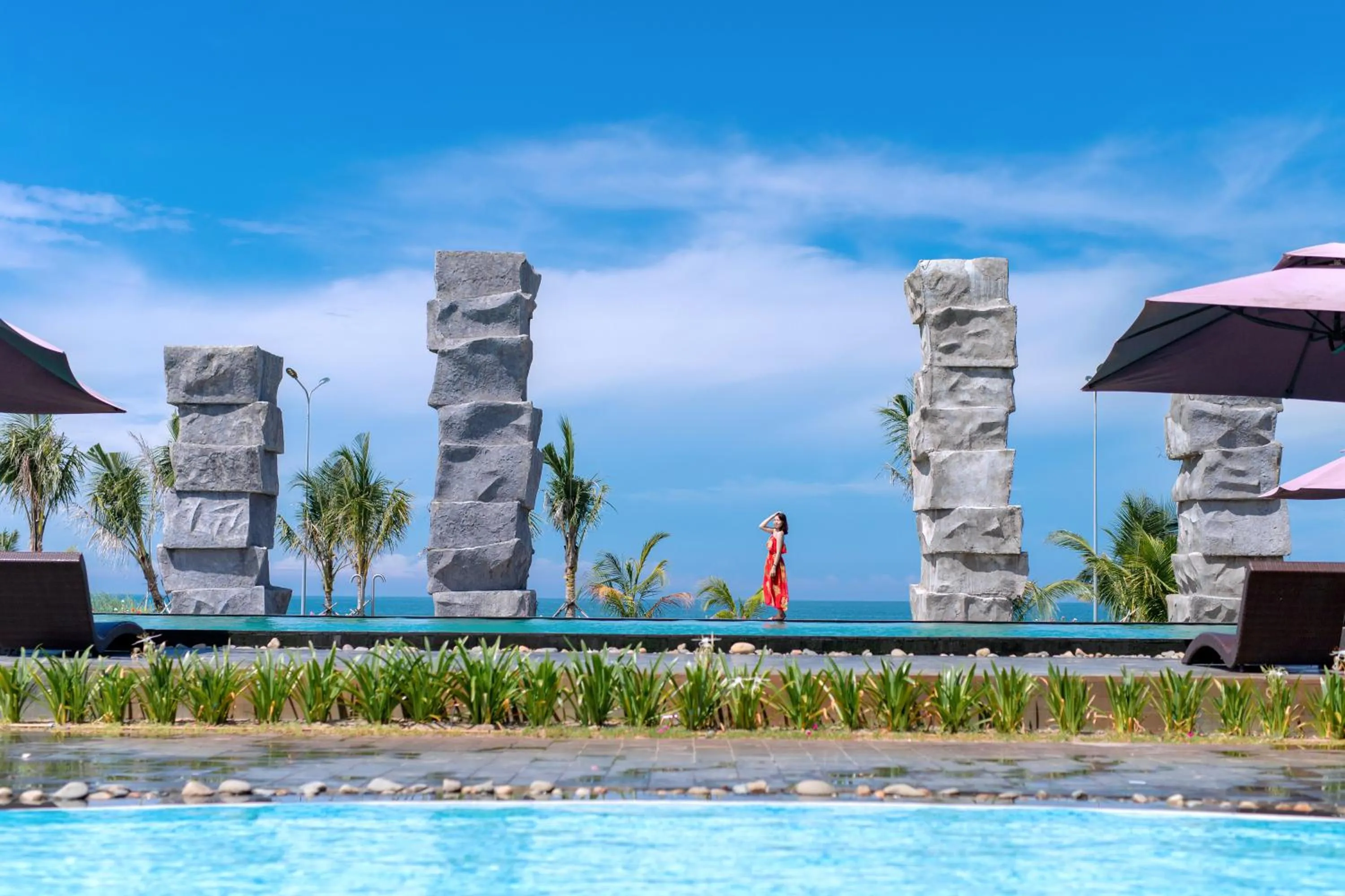 Swimming pool in Perolas Villas Resort - Ke Ga Bay