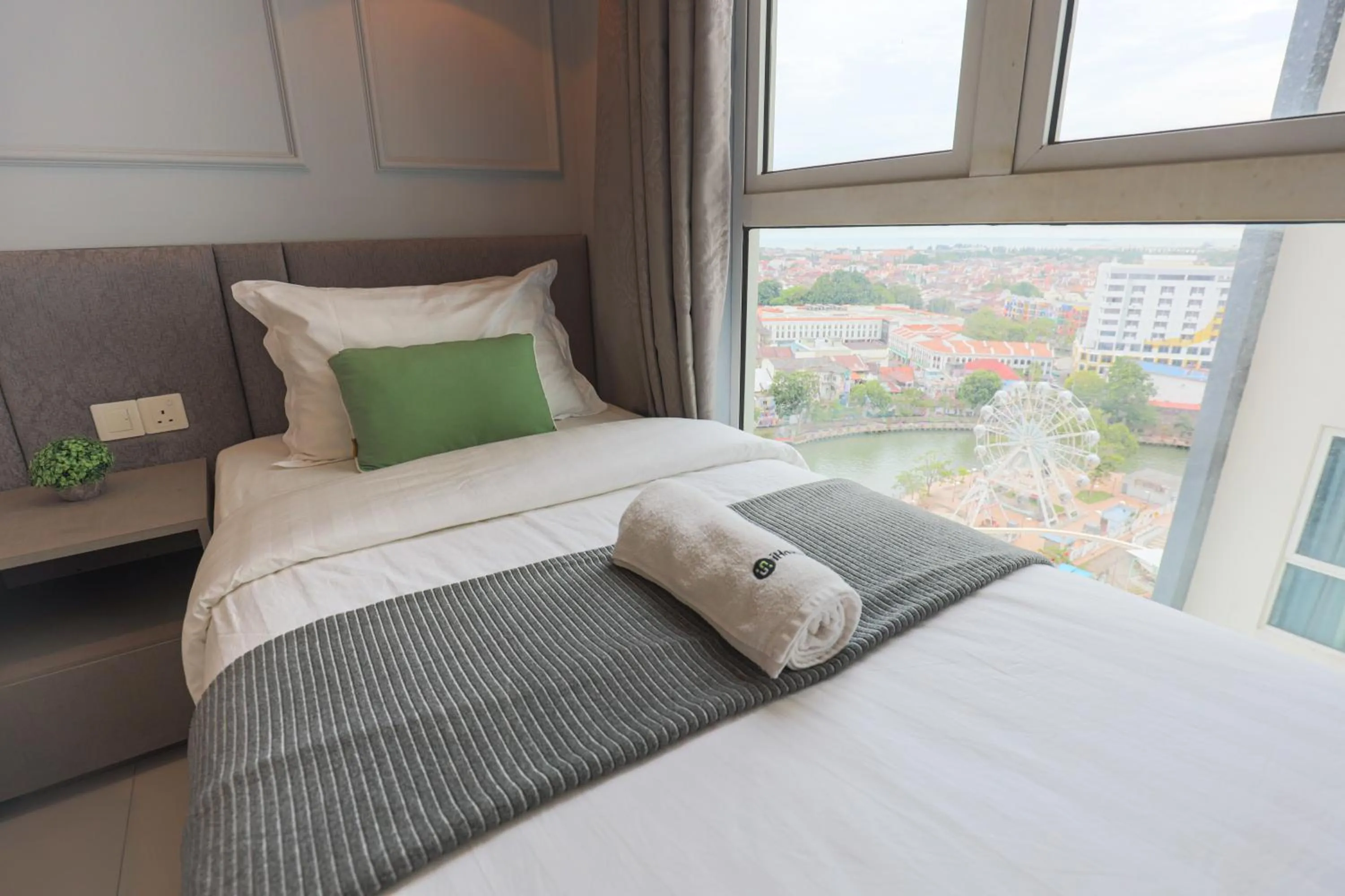 Bed in The Shore Premium Melaka By I Housing