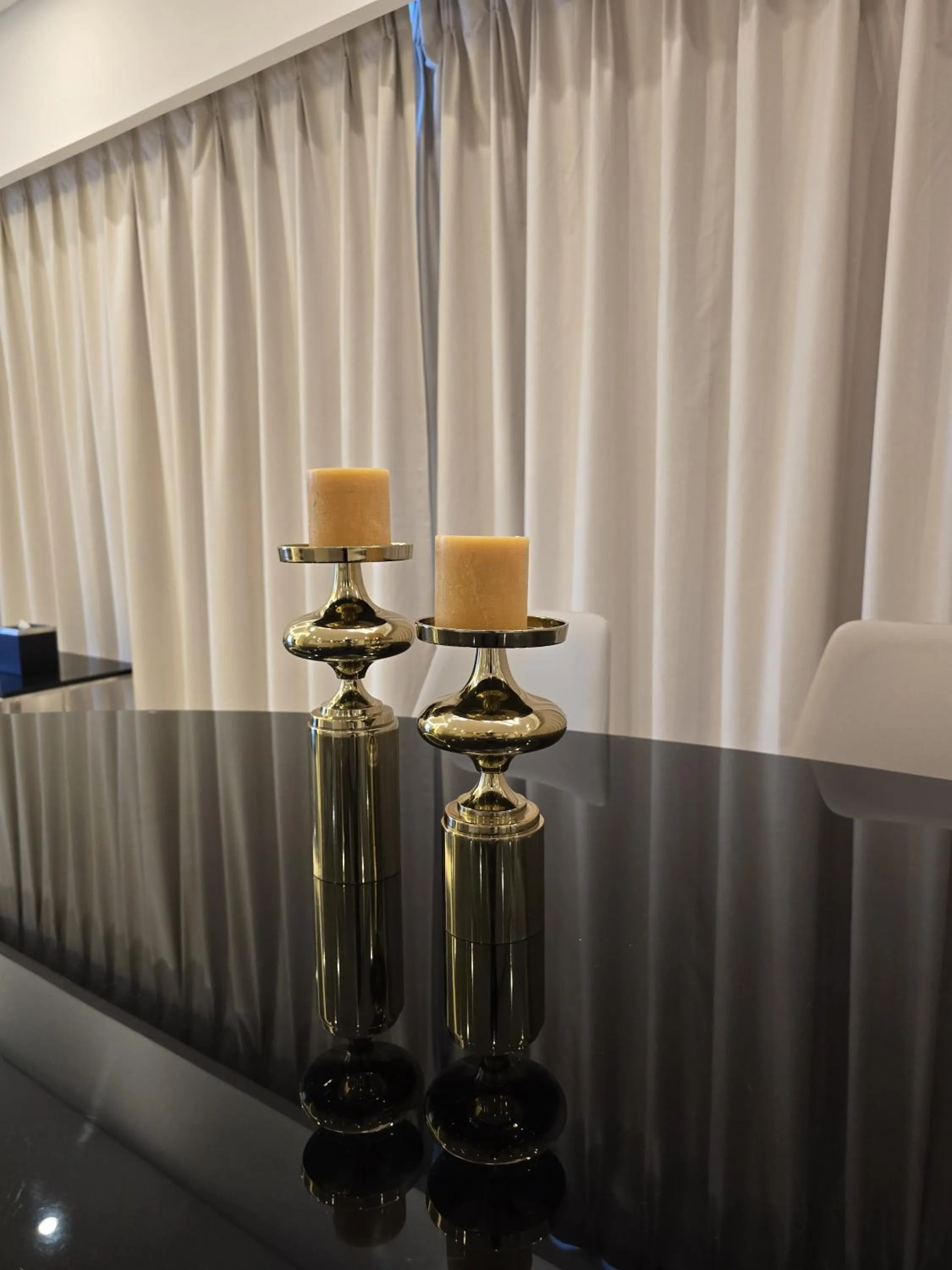 Living room in Quill Residence at Paramount Towers 3 BR Creek View