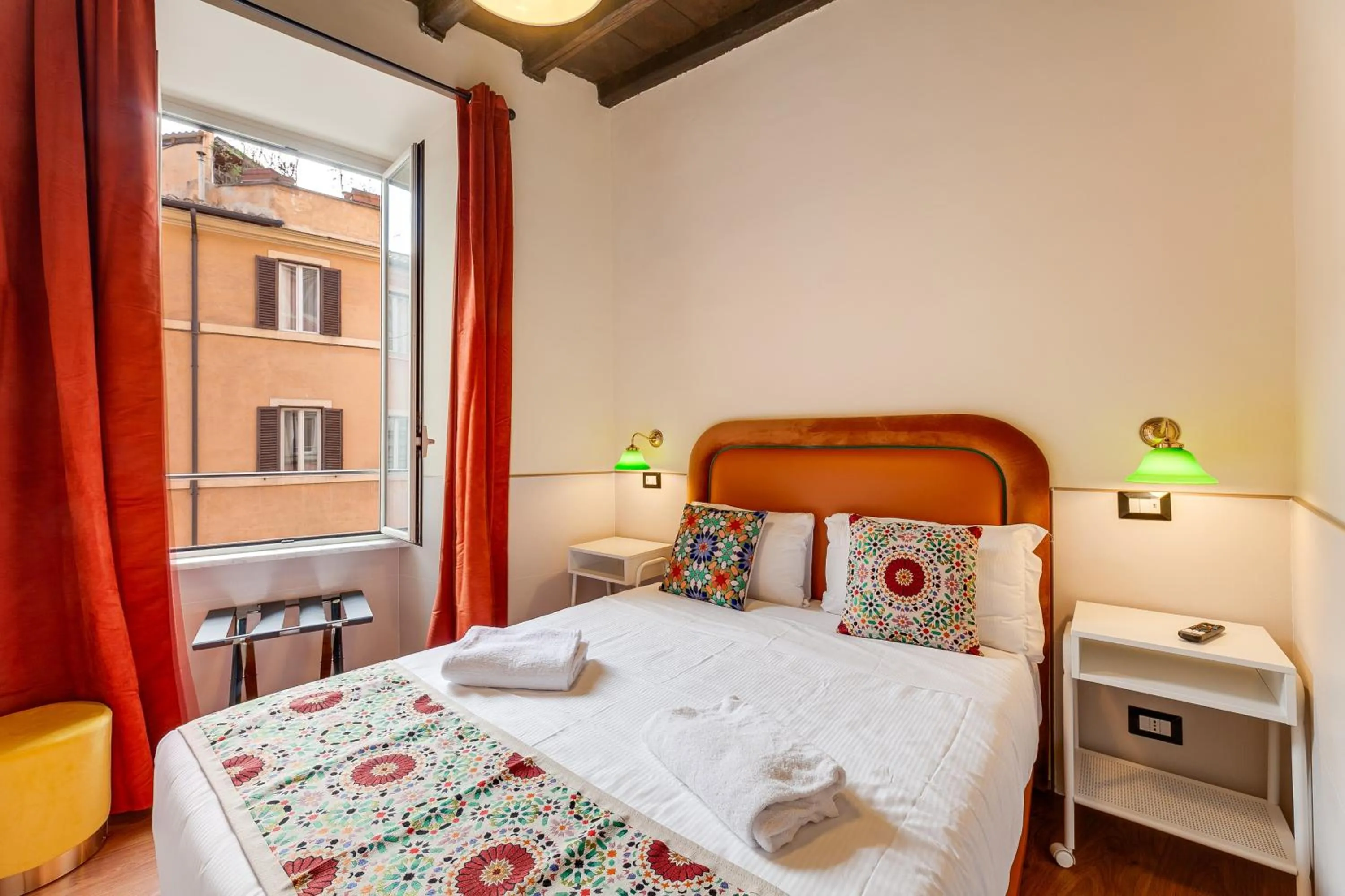 Bed in Habitat Monti
