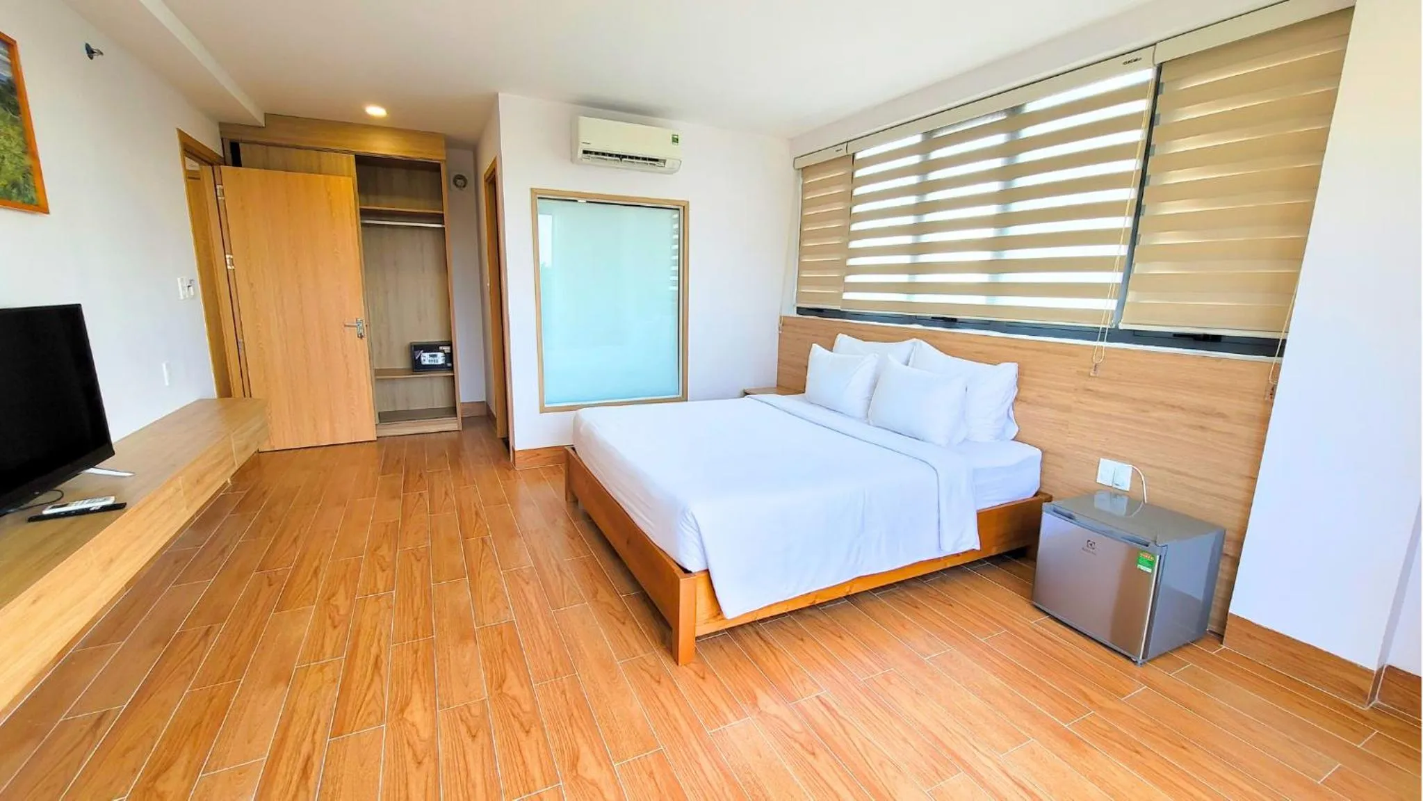 Bed in Rosetta Hotel Phu Quoc
