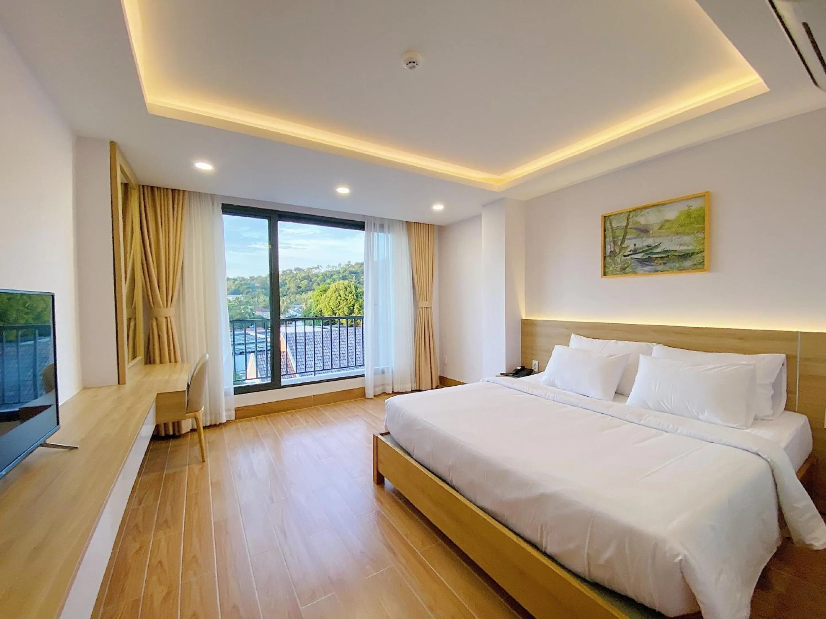 Bedroom, Bed in Rosetta Hotel Phu Quoc