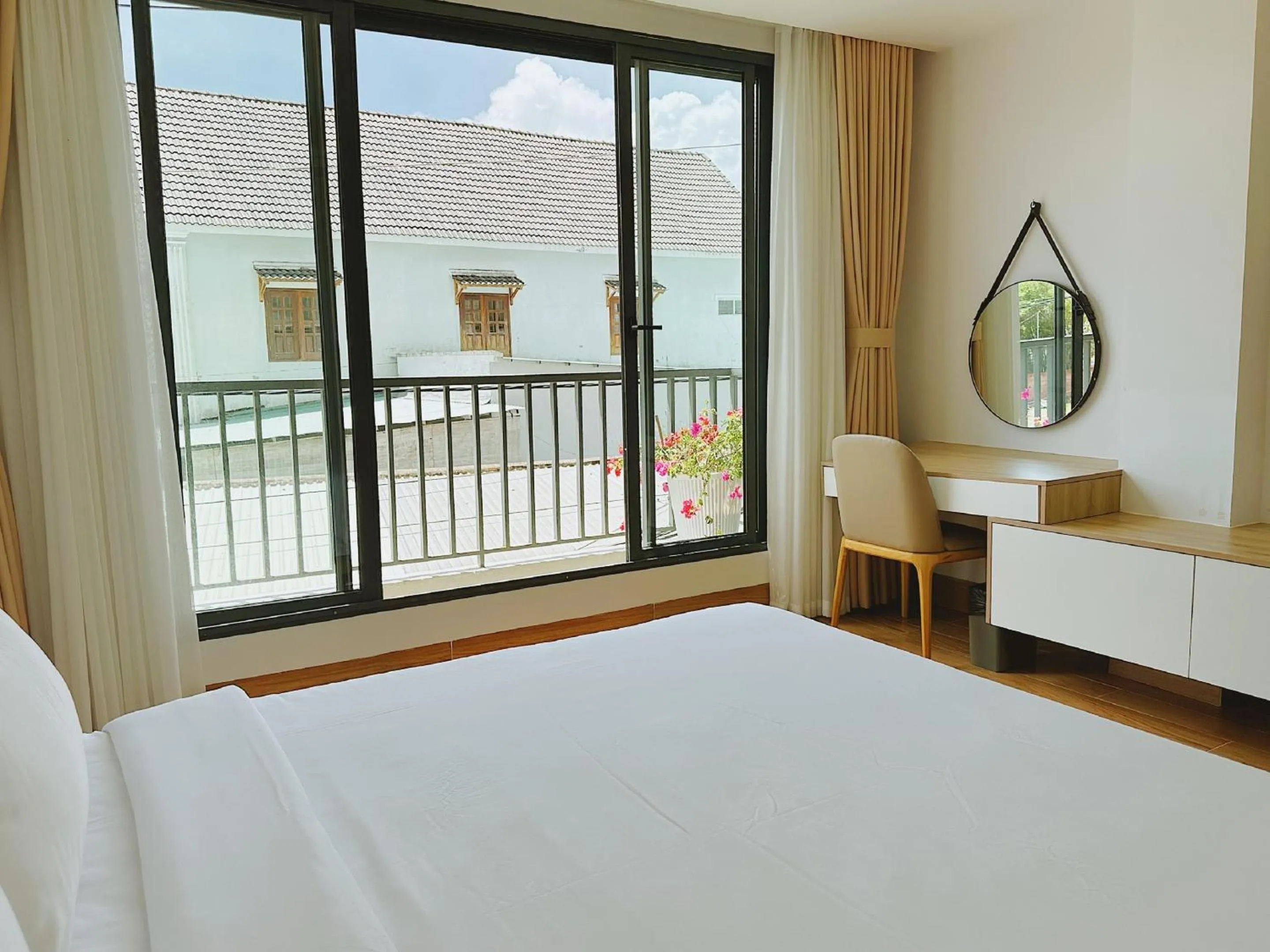 Balcony/Terrace, Bed in Rosetta Hotel Phu Quoc