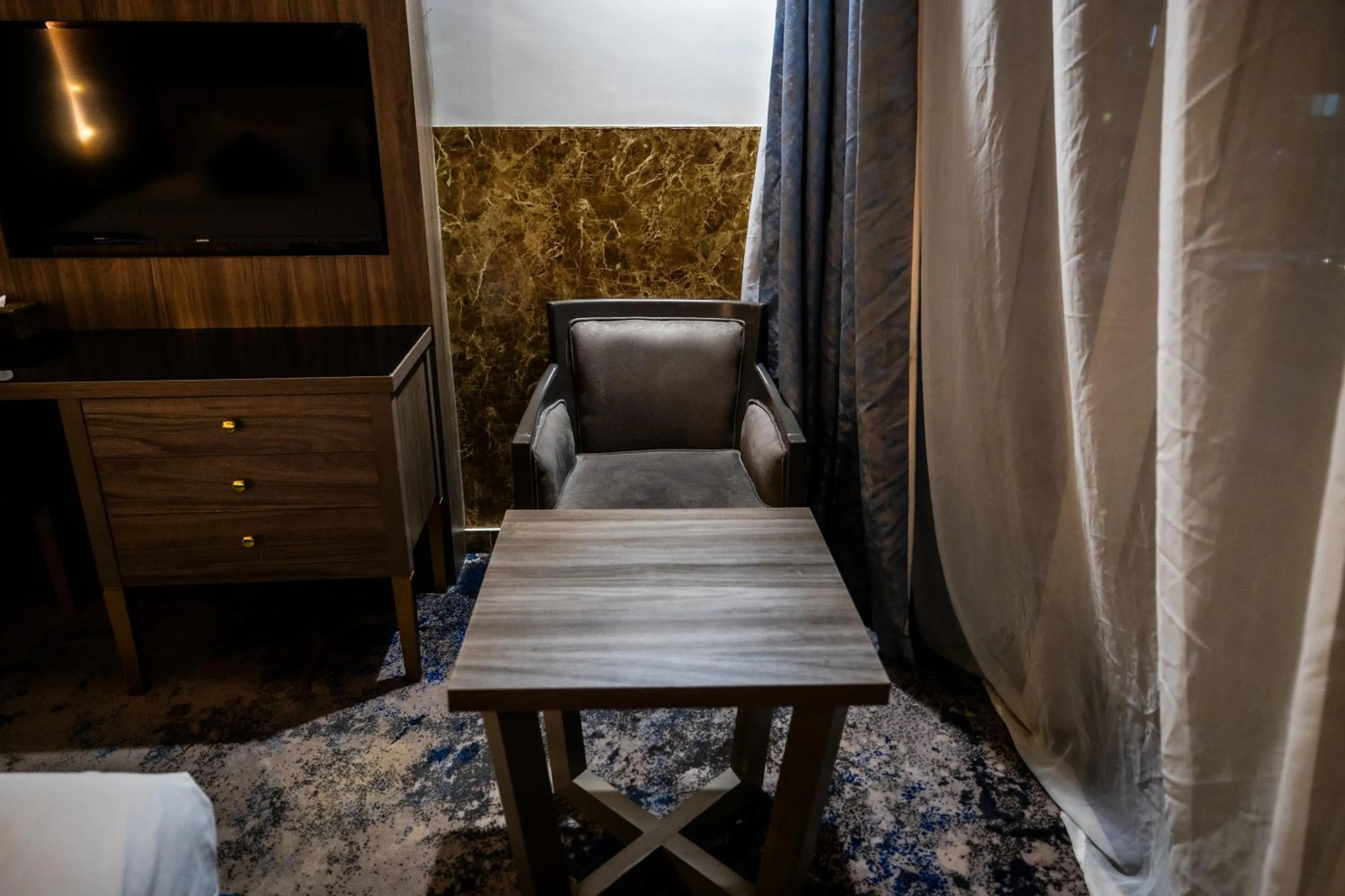 Mora Hotel By Pioneer