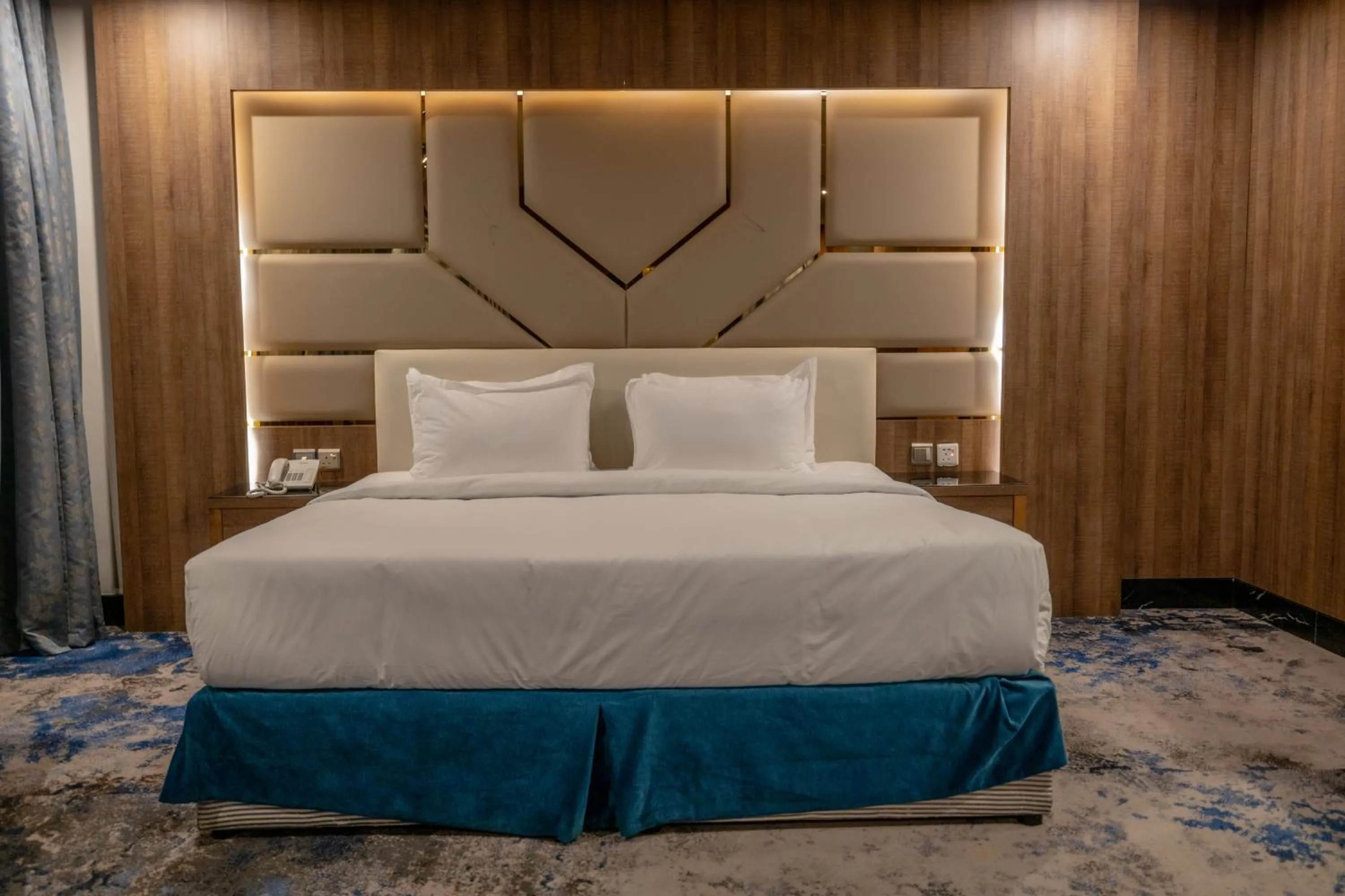 Mora Hotel By Pioneer