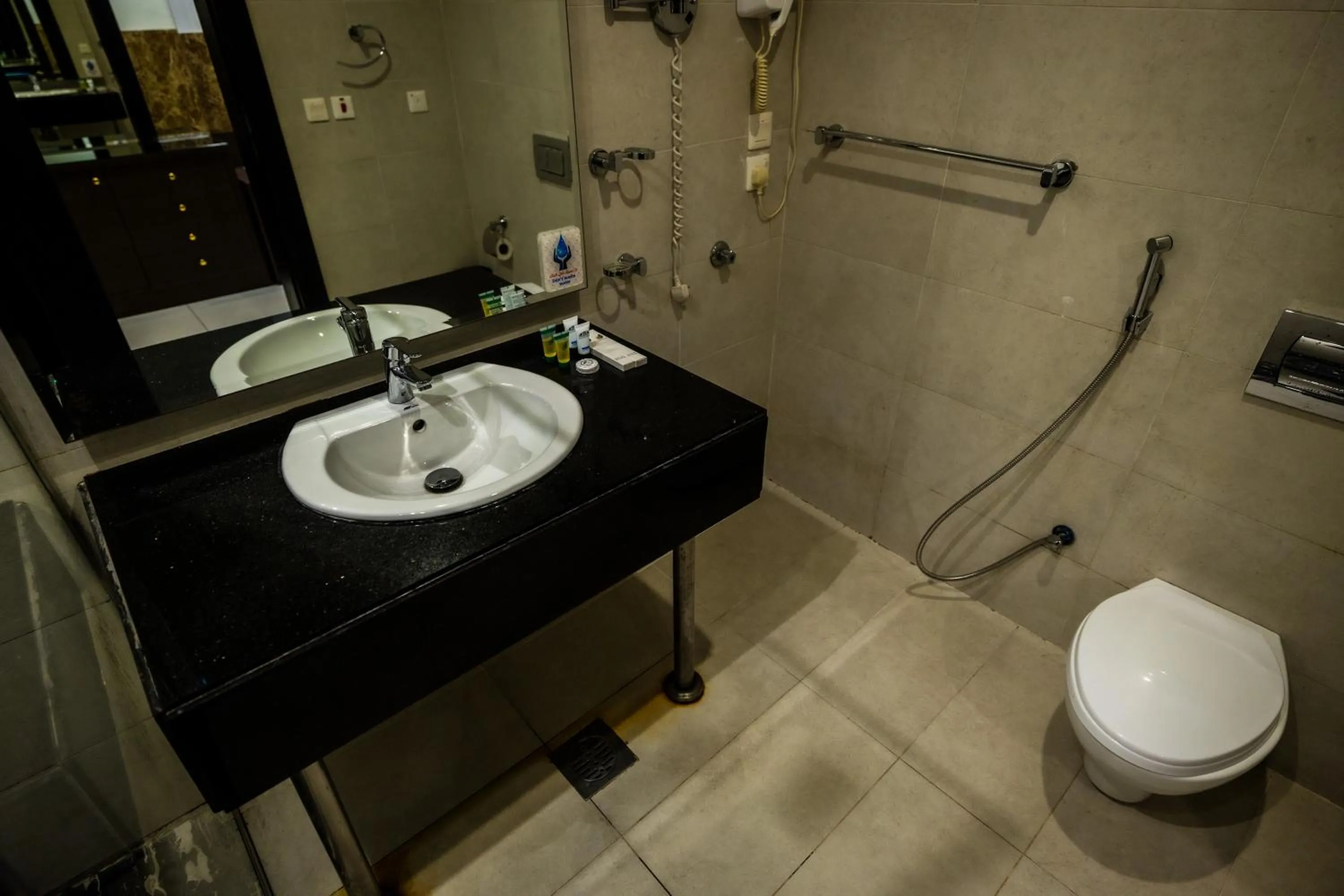 Mora Hotel By Pioneer