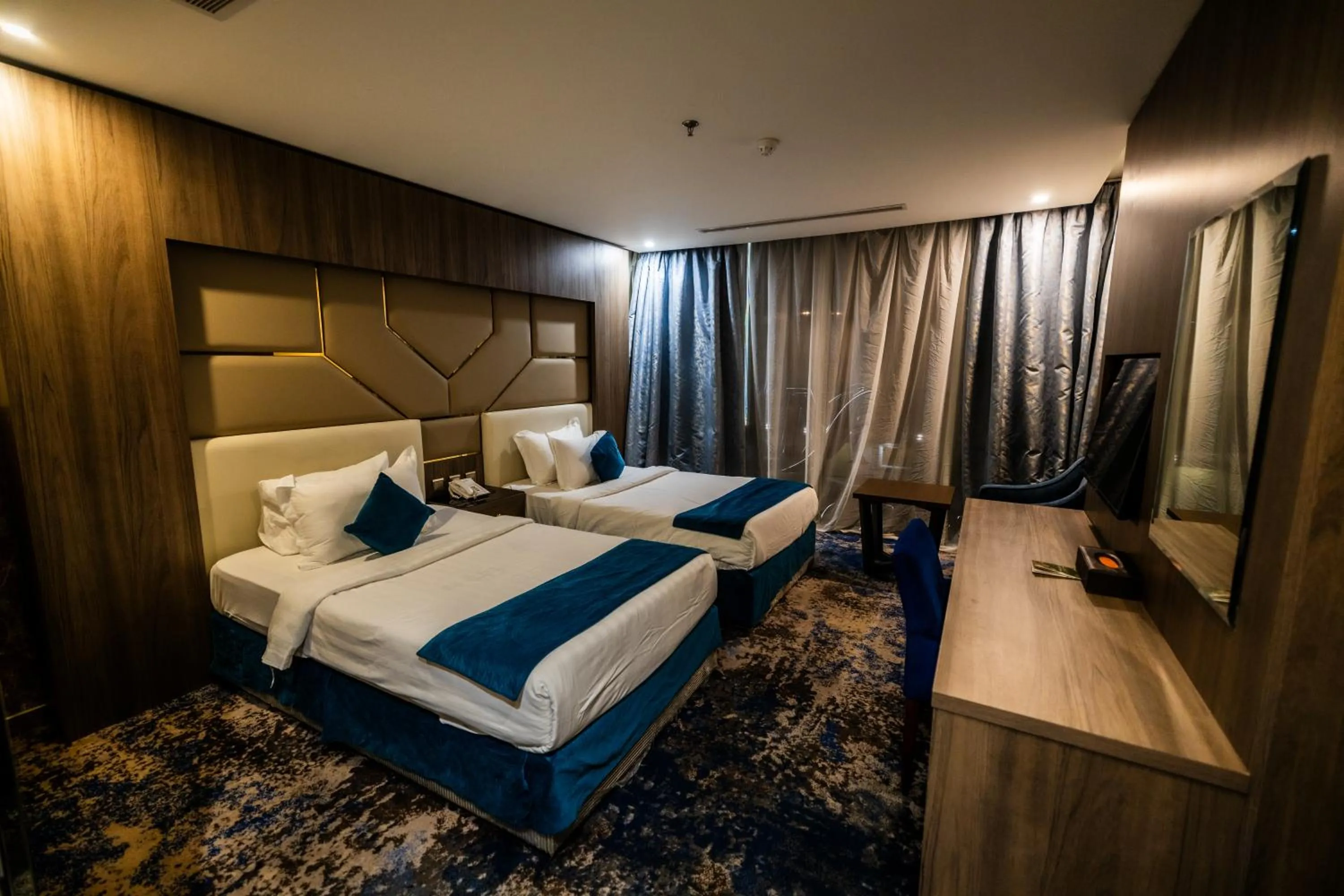 Mora Hotel By Pioneer