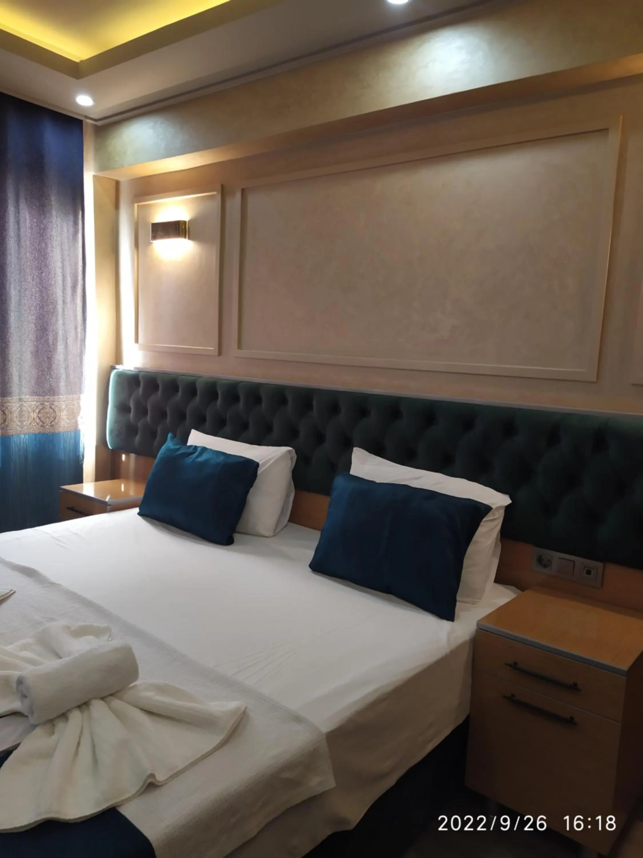 Bed in THE MOSS Hotel