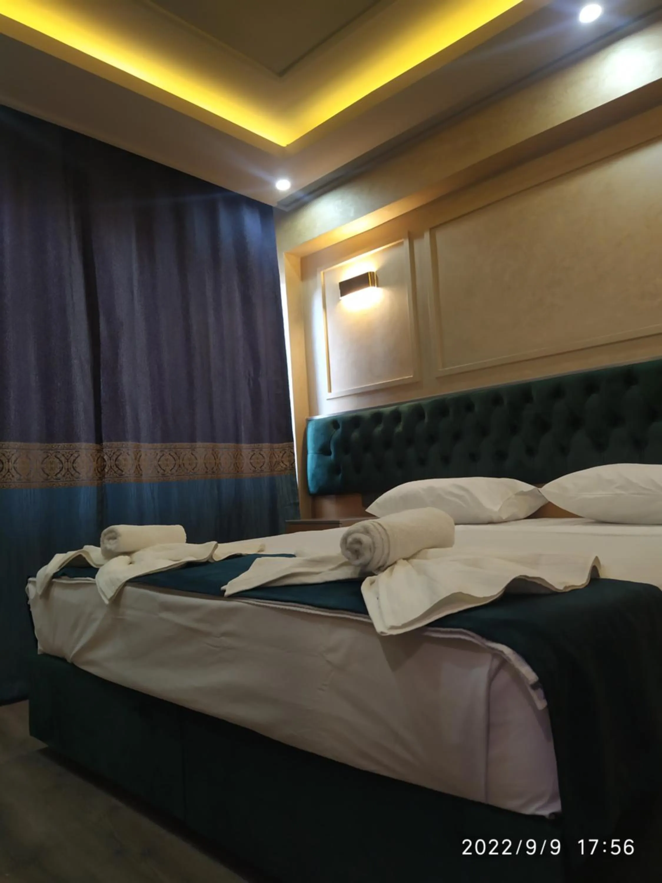 Bed in THE MOSS Hotel