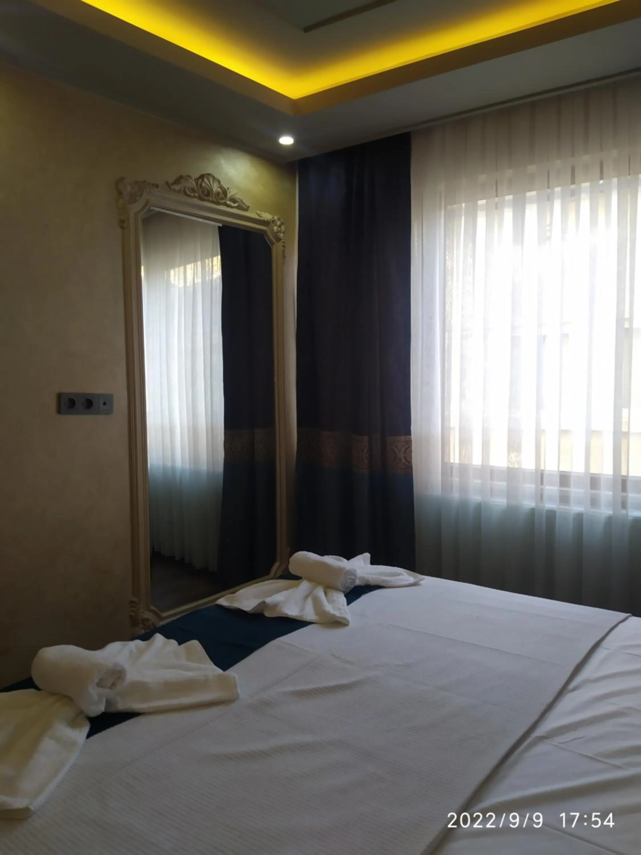 Bed in THE MOSS Hotel