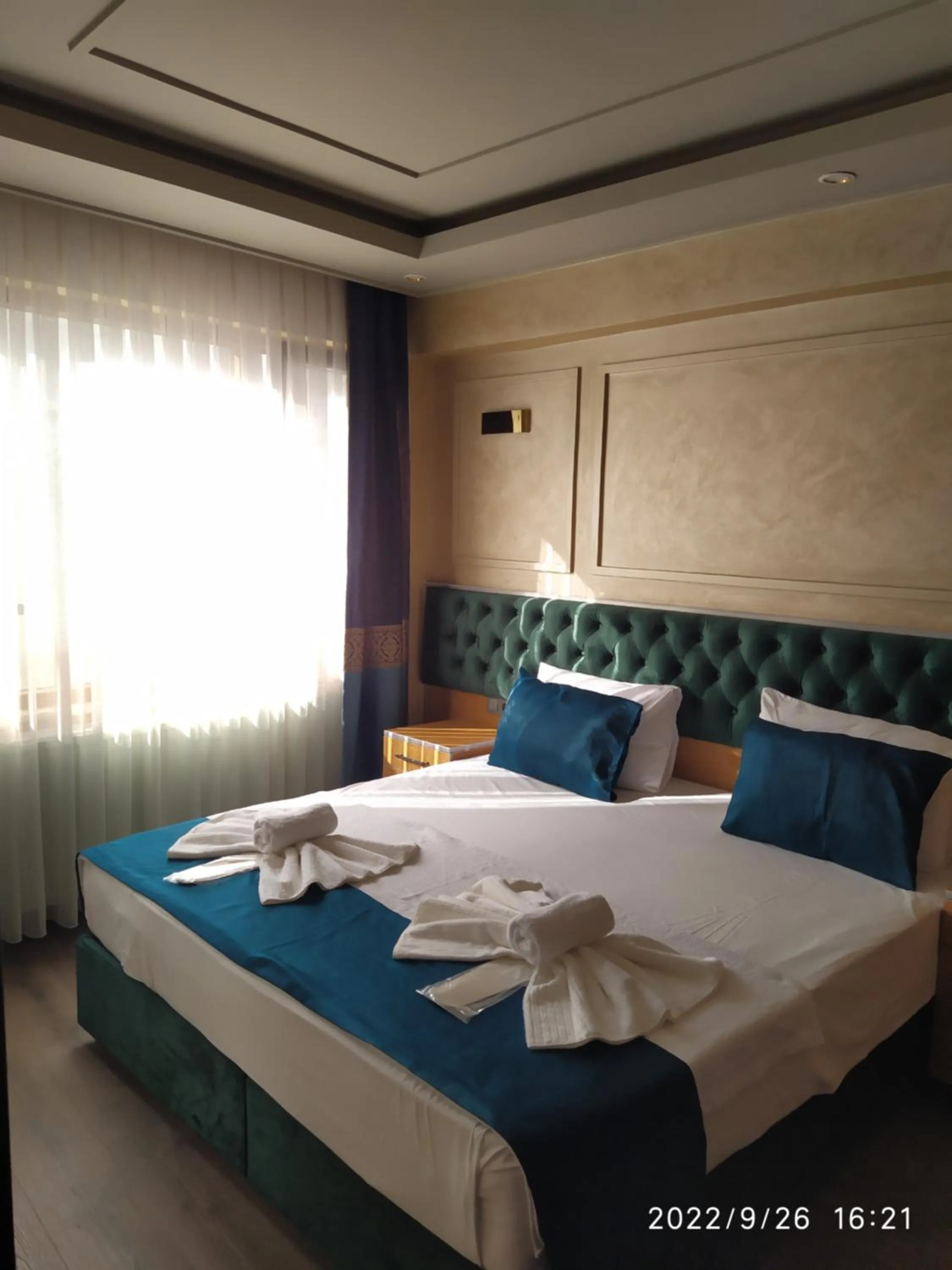 Bed in THE MOSS Hotel