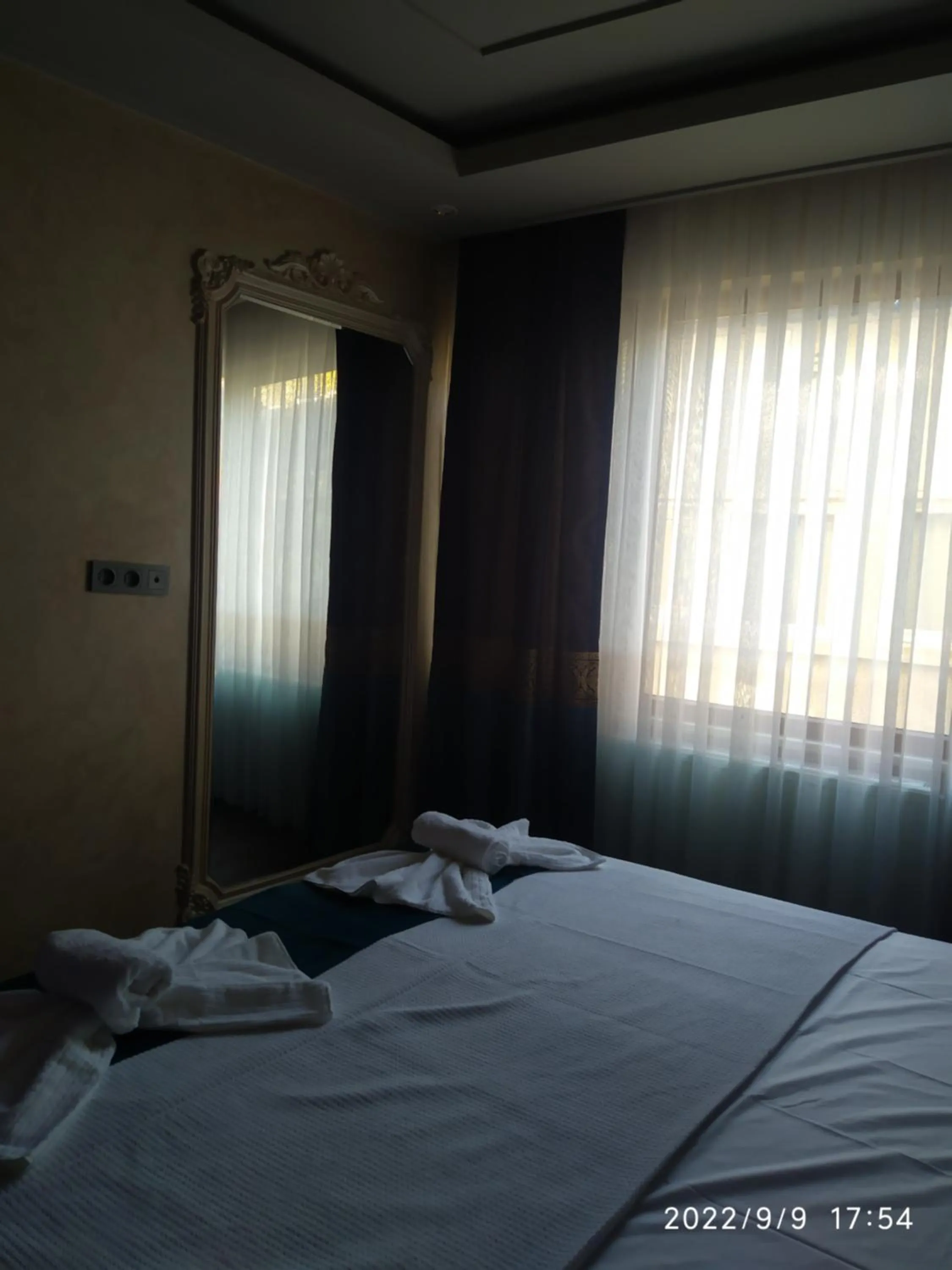 Bed in THE MOSS Hotel