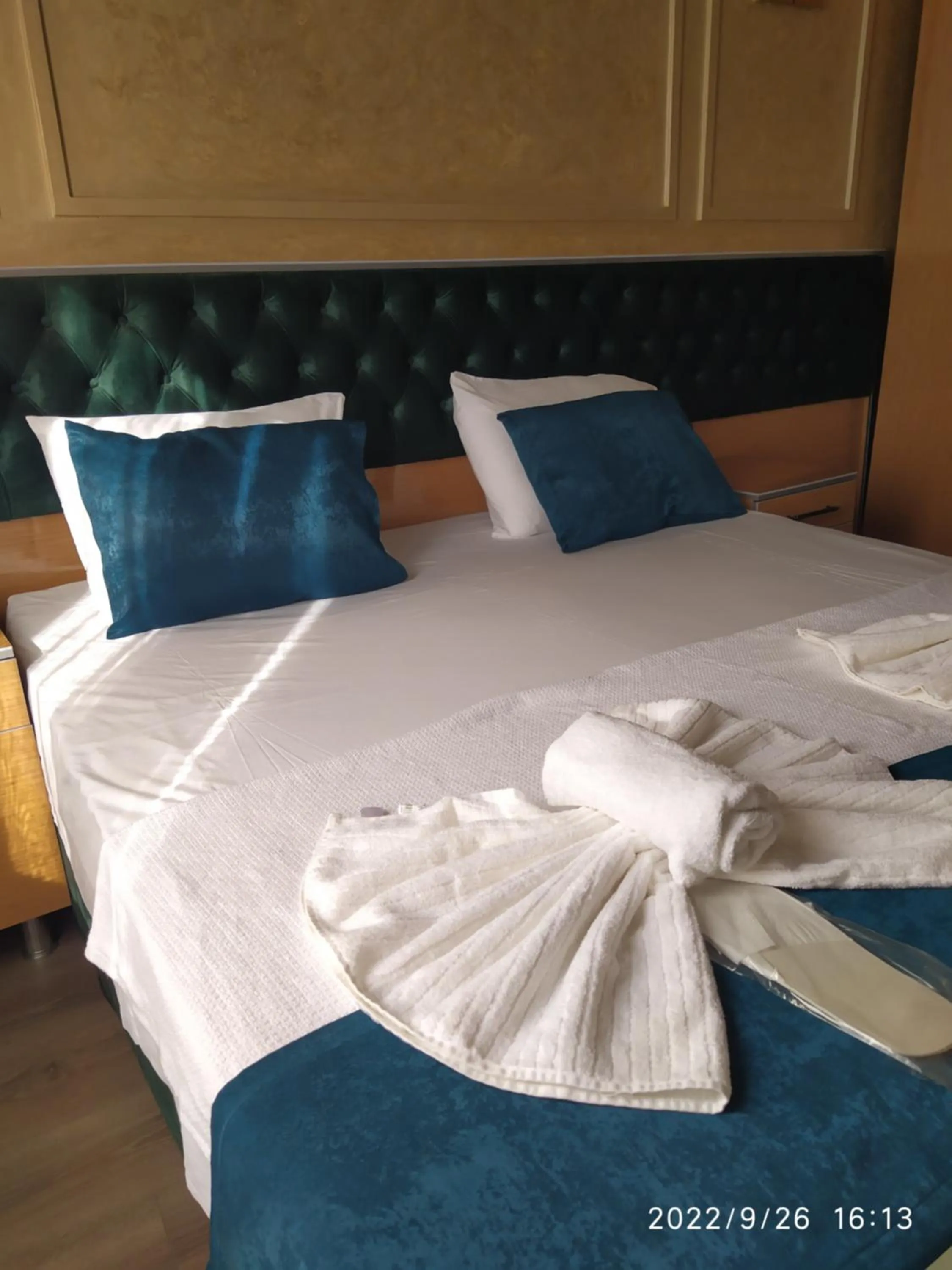 Bed in THE MOSS Hotel