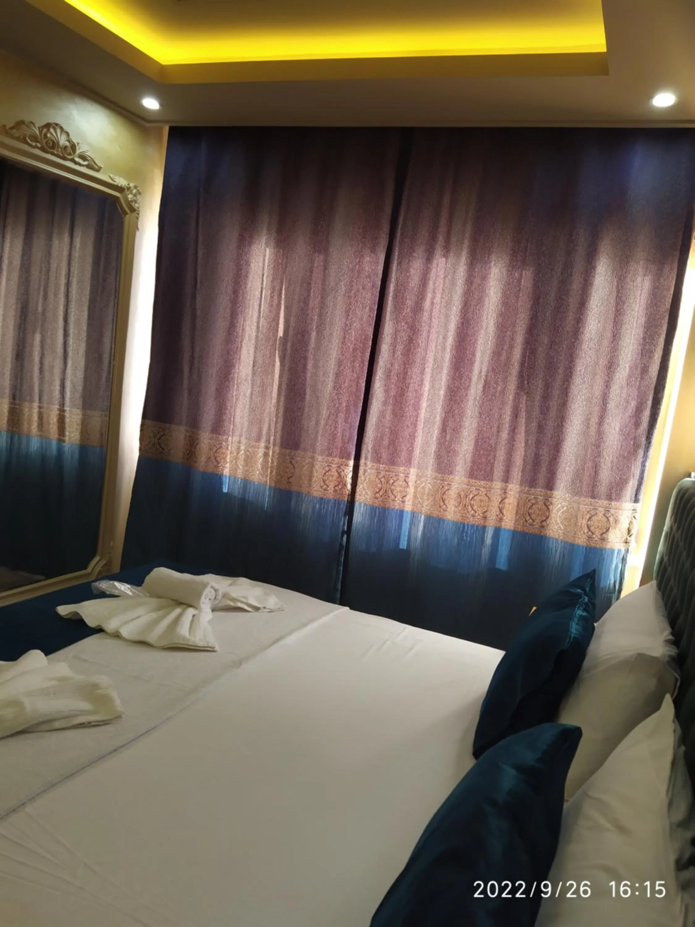 Bed in THE MOSS Hotel