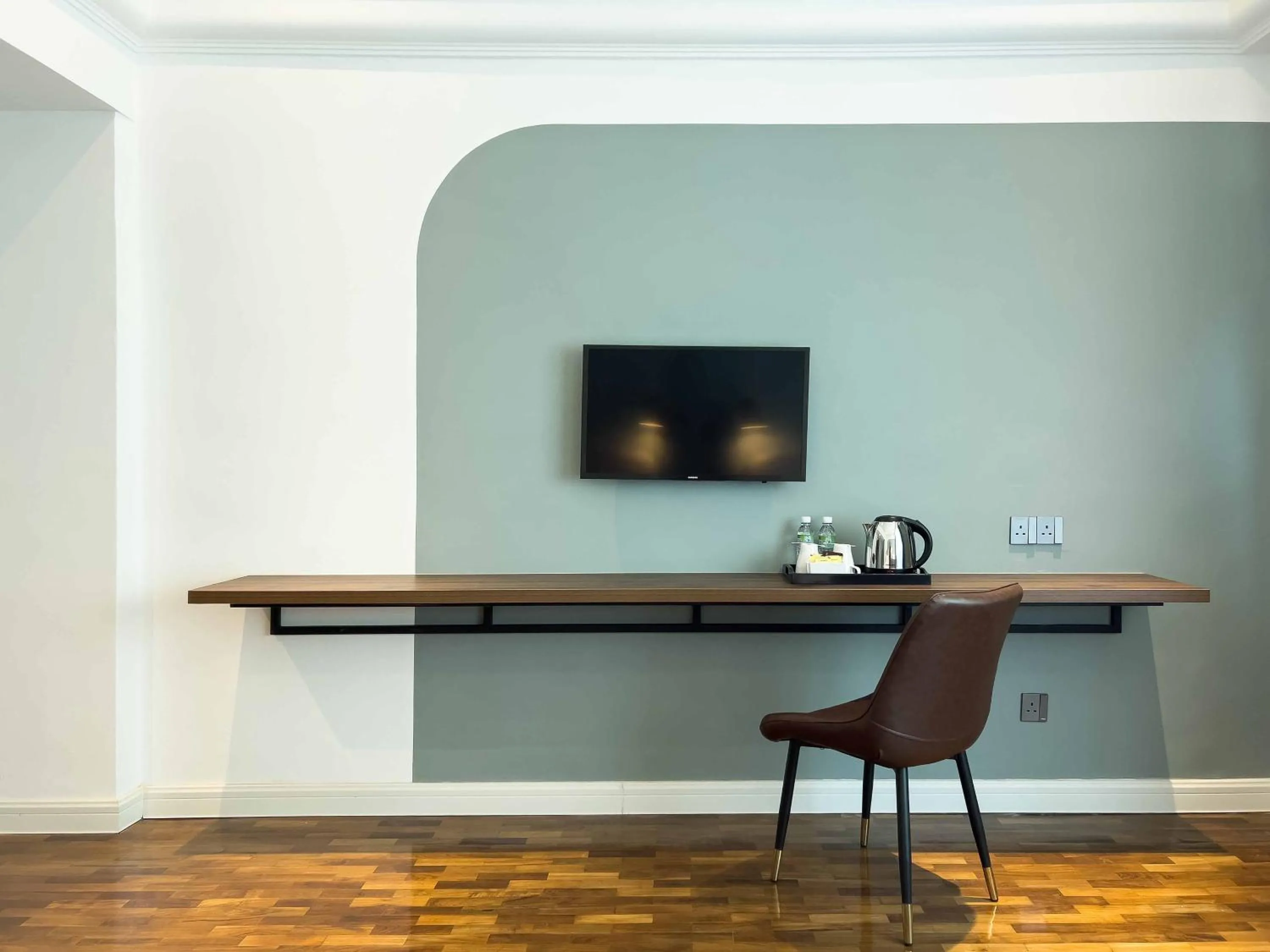 TV and multimedia in Hotel Seri Costa