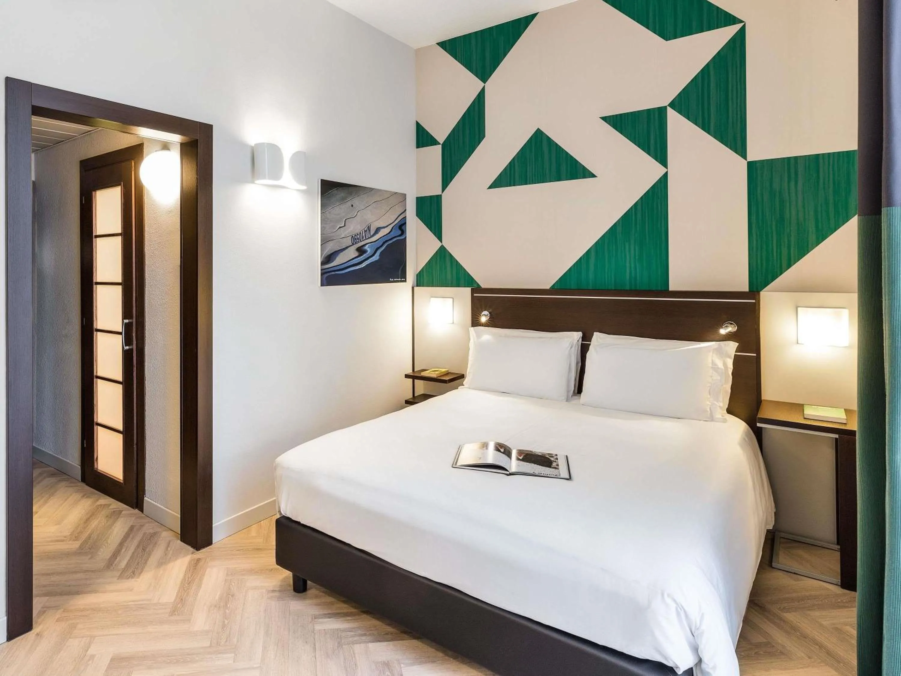 Bedroom, Bed in Mercure Napoli Centro Angioino