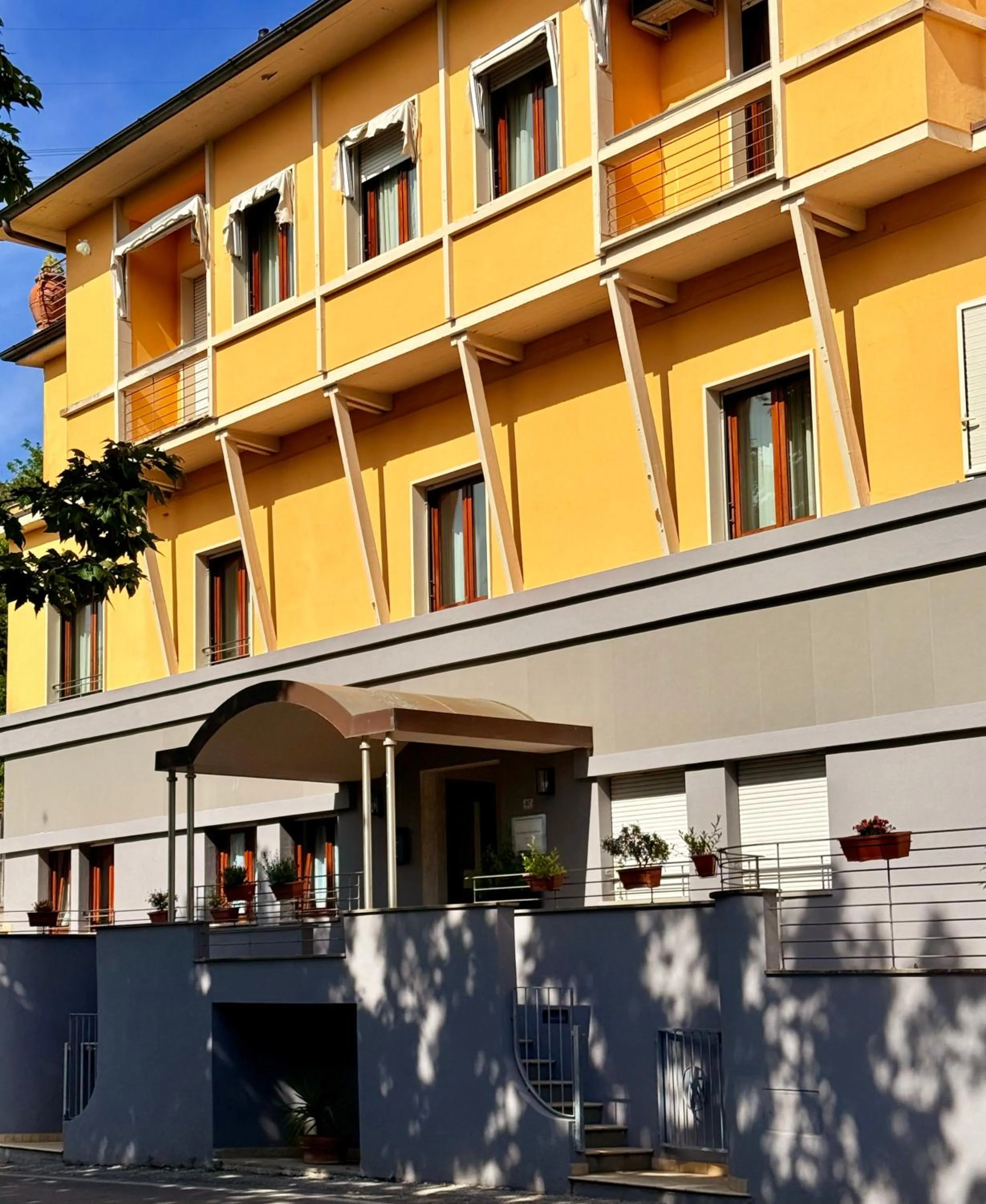 Property building in Residence Montefiore