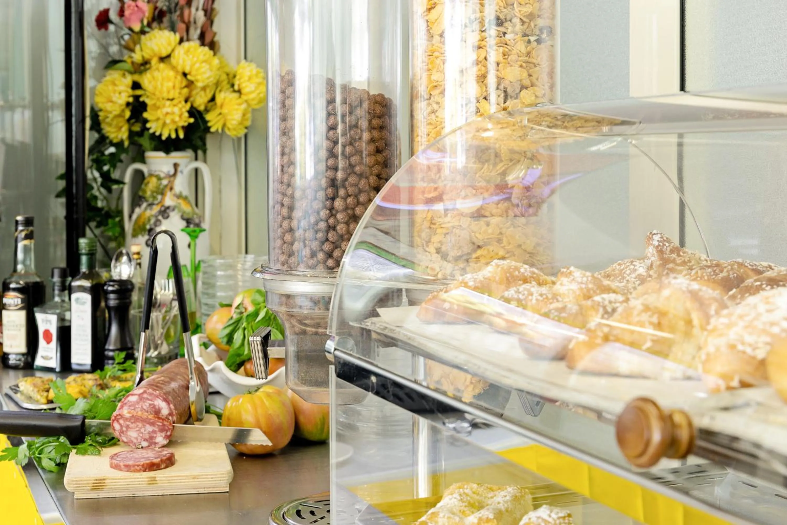 Breakfast in Hotel Carmencita