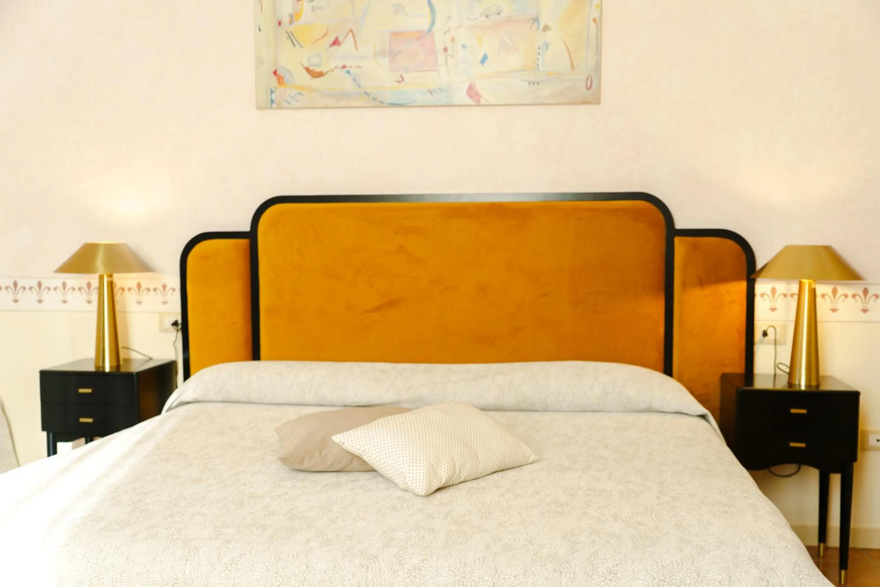 Bed in Caroline Hotel