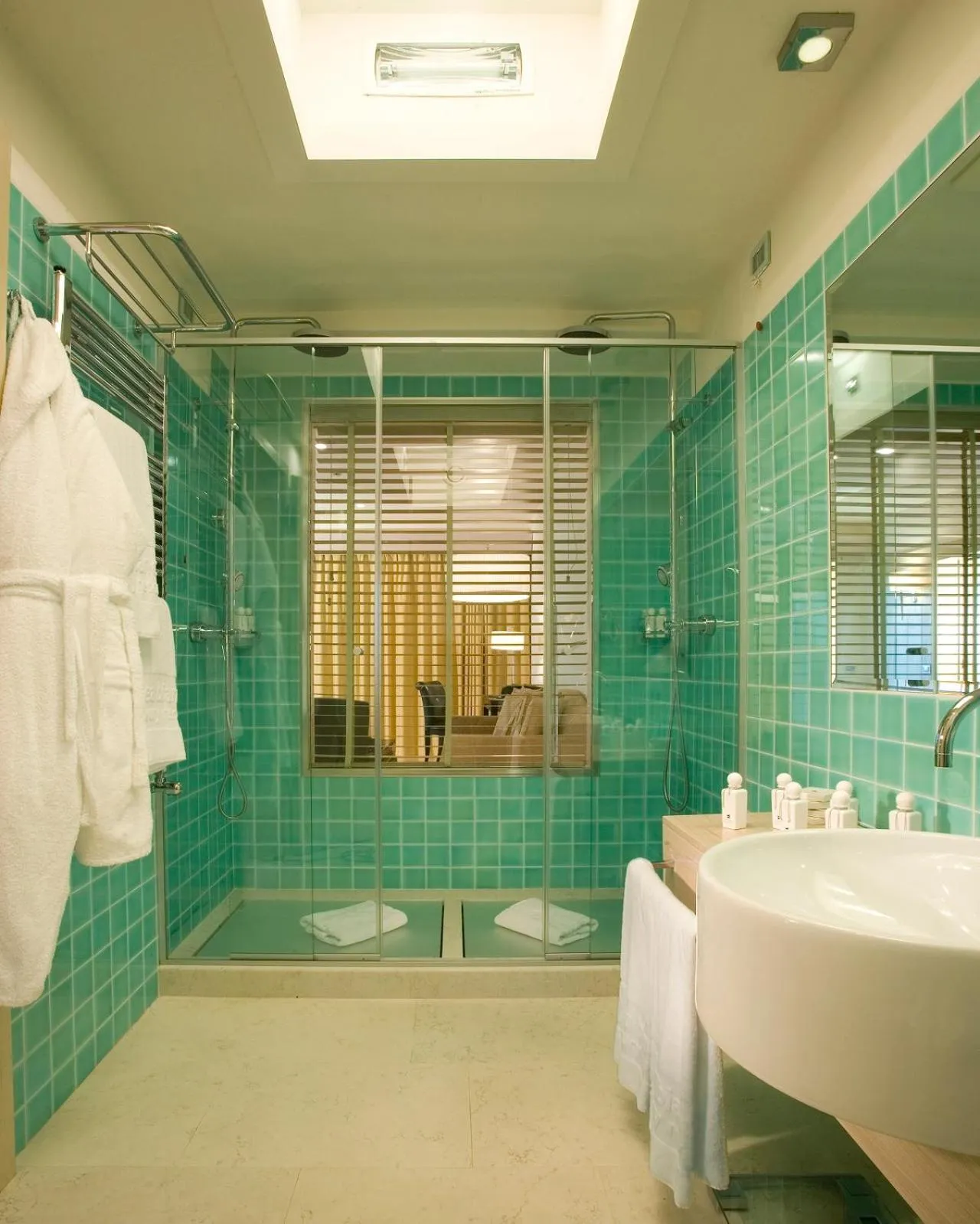 Bathroom in L'Ea Bianca Luxury Resort