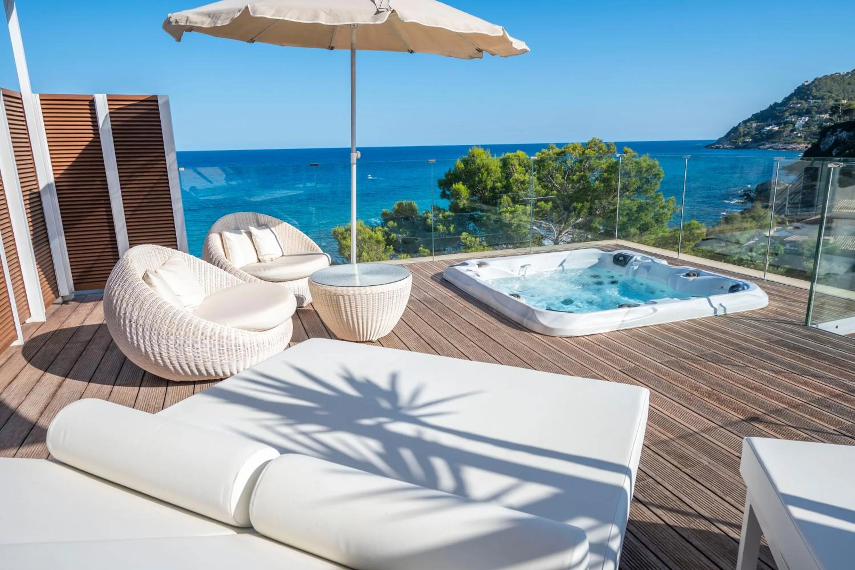 Hot Tub in Melbeach Hotel & Spa - Adults Only