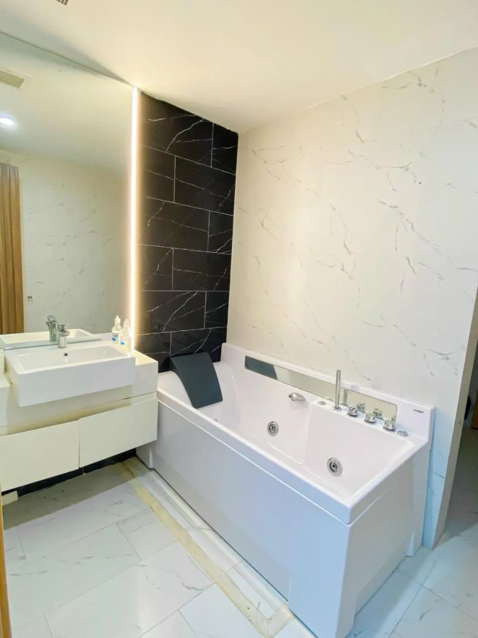 TMS Apartment View Biển Luxury Quy Nhơn