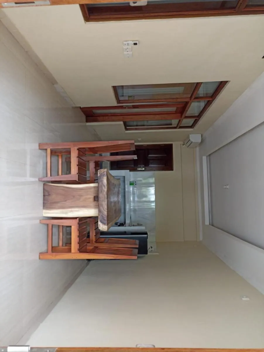 Kitchen or kitchenette in Pandawa Beach Homestay