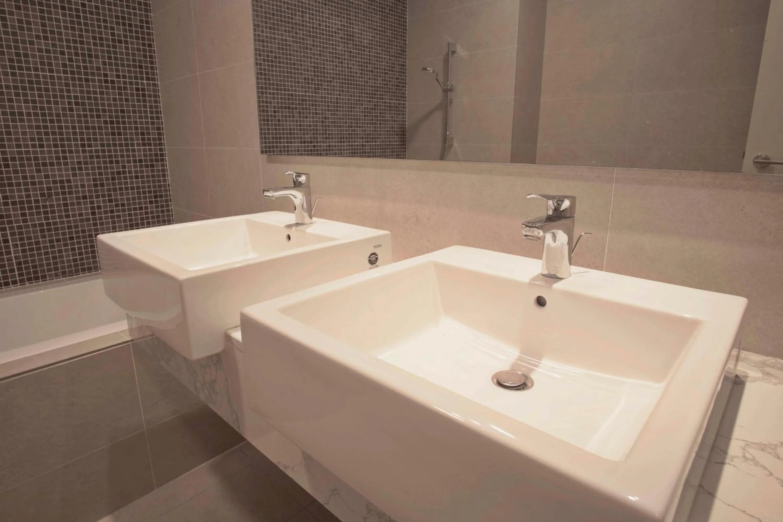 The Ooak Suites and Residence@ Kiara 163