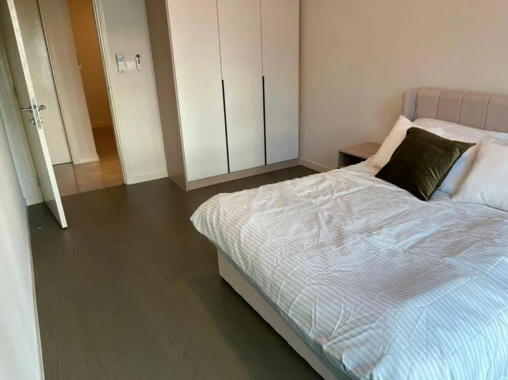 Bed in The Ooak Suites and Residence@ Kiara 163