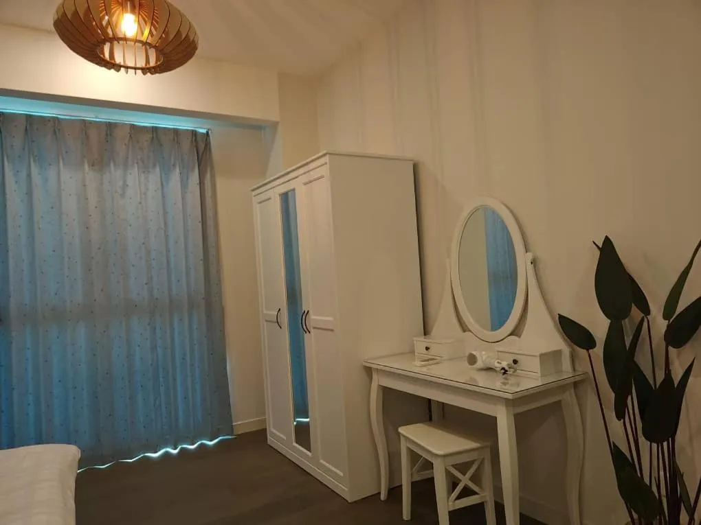 The Ooak Suites and Residence@ Kiara 163