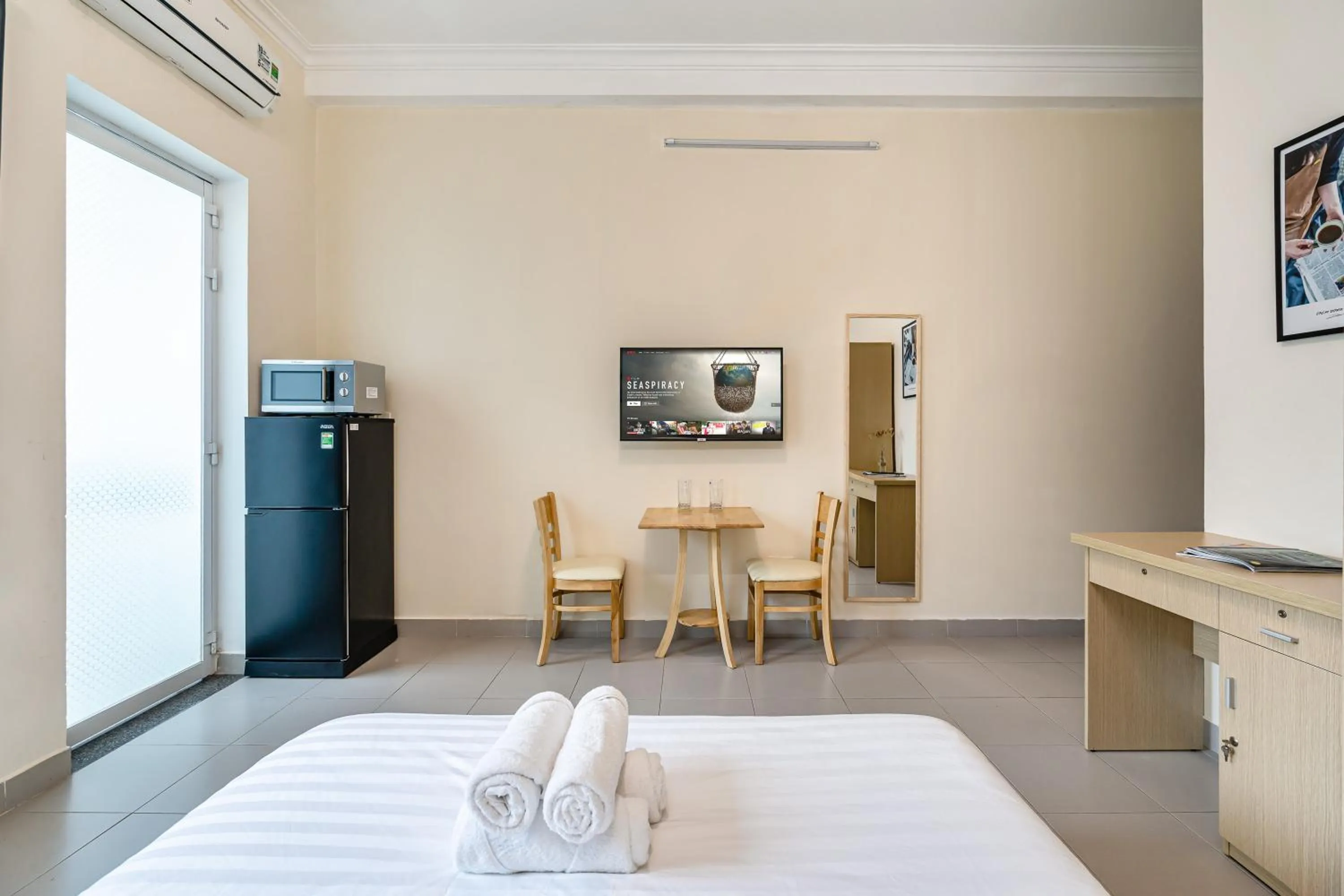 TV and multimedia, Bed in We Home Nguyen Trai