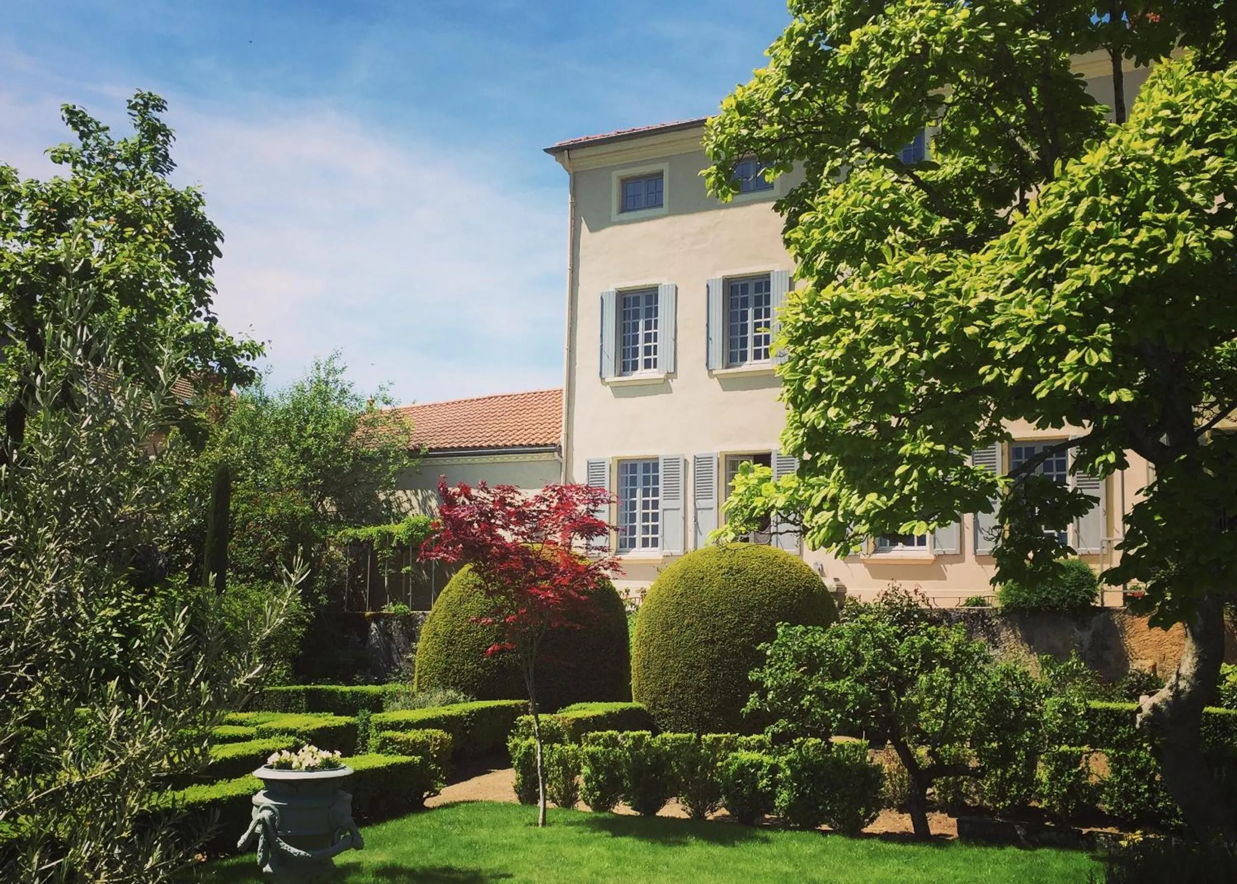 Property building in Demeure Bouquet