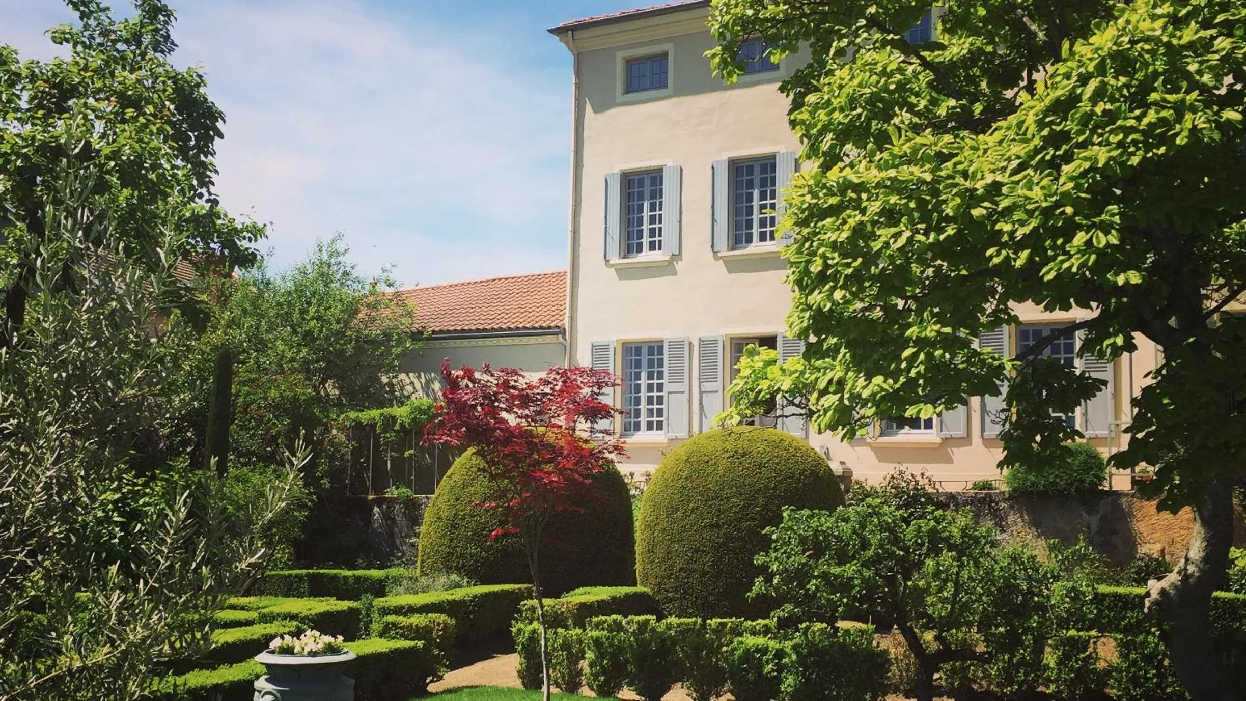 Property building in Demeure Bouquet