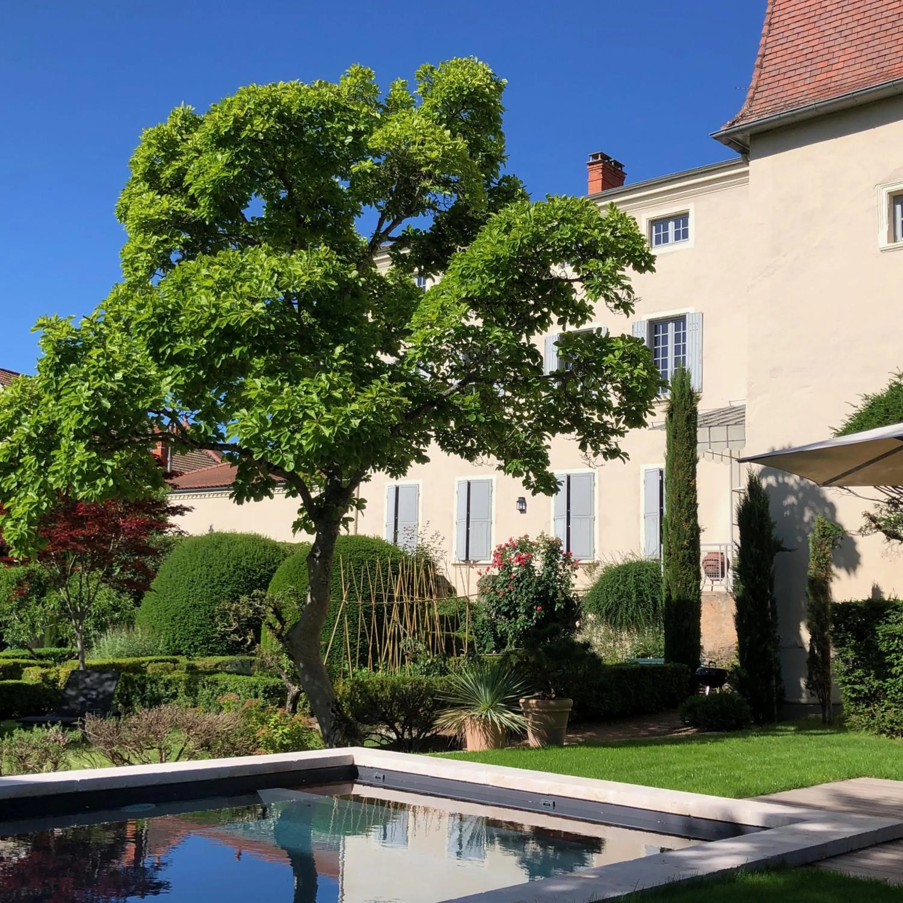 Swimming pool in Demeure Bouquet