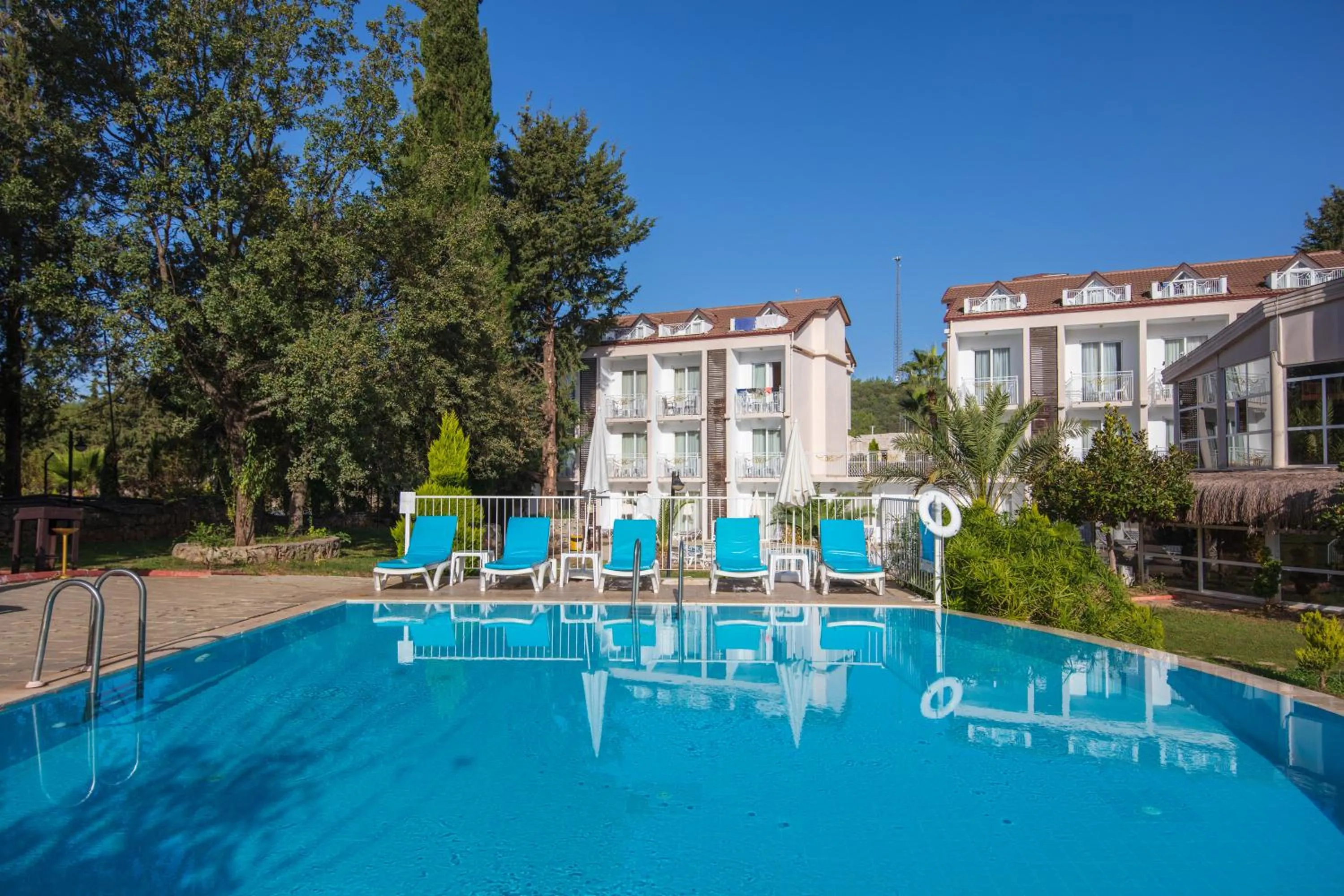 Swimming pool in Sahra Su Holiday Village & SPA