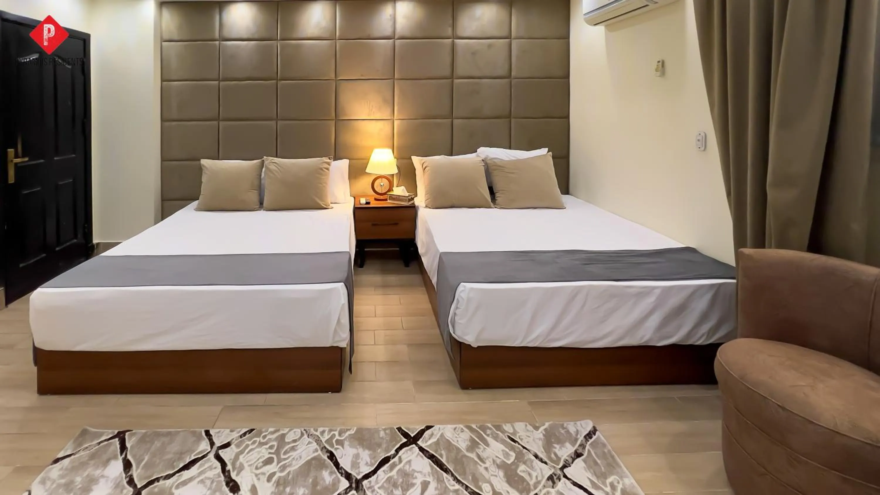 Bed in Pyramids View Guest House